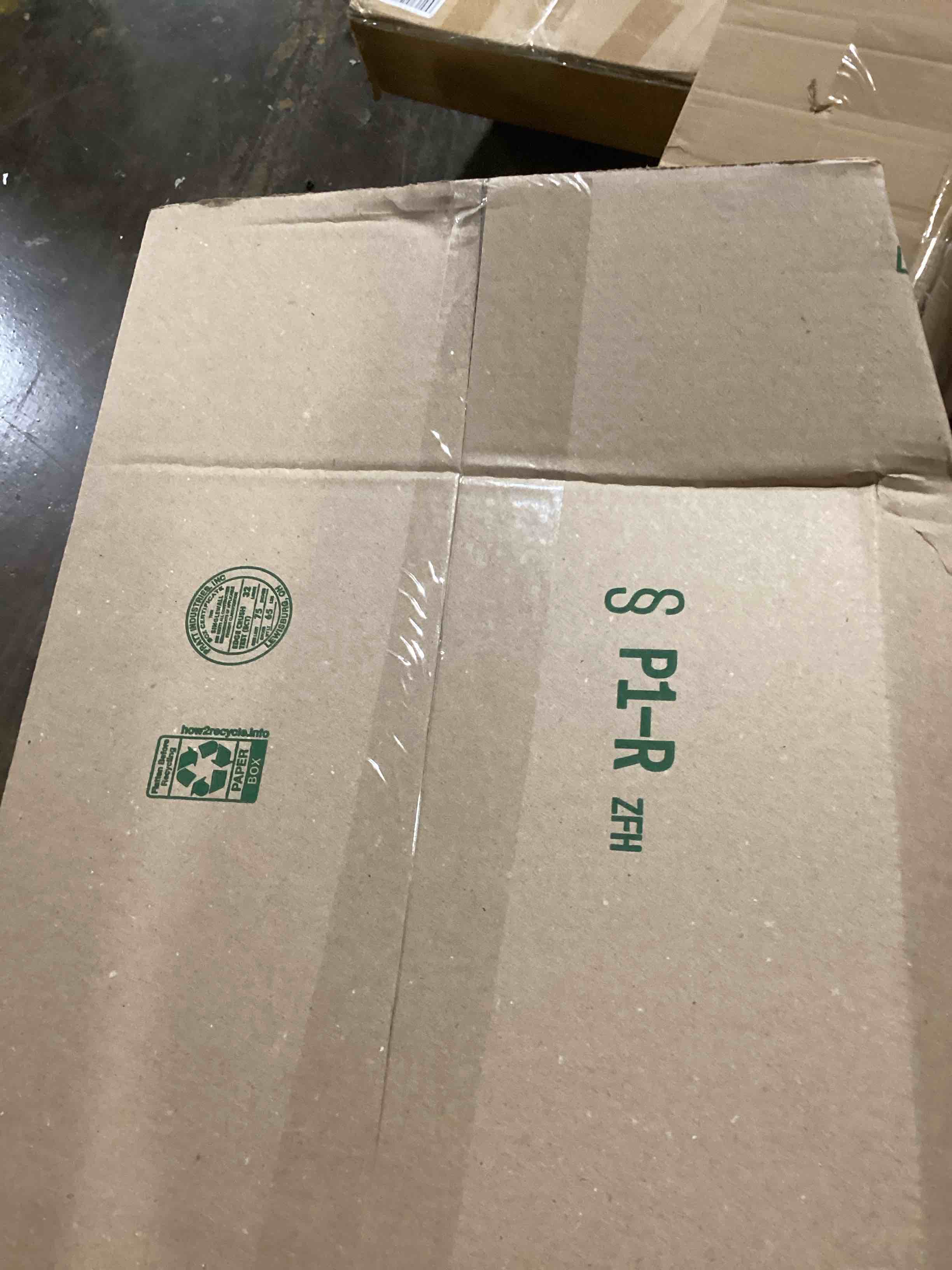 https://s3.amazonaws.com/lotting-images-prod/bidfta/RED6103626_1715692239717.jpeg
