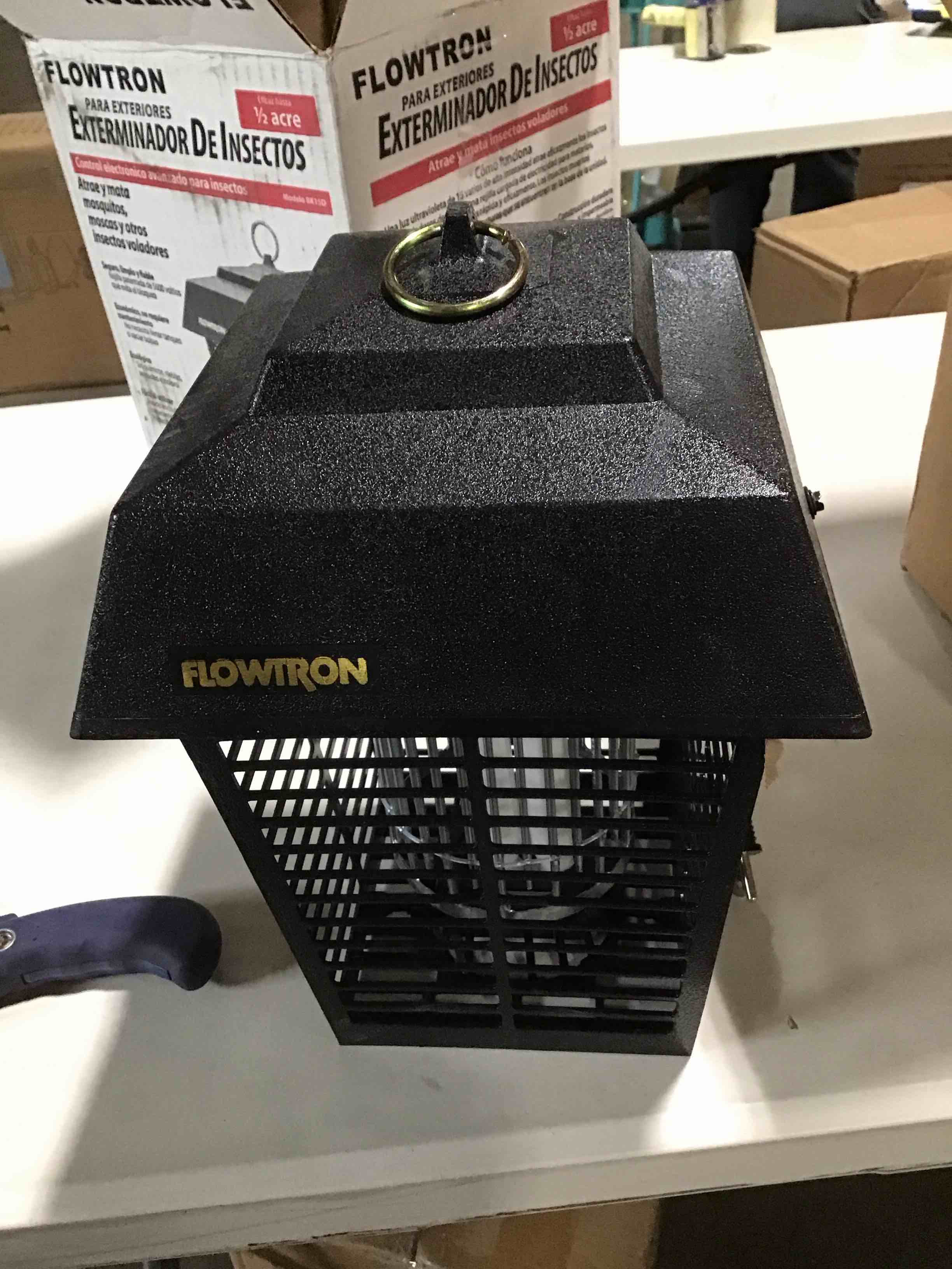https://s3.amazonaws.com/lotting-images-prod/bidfta/RED6104526_1715964989601.jpeg
