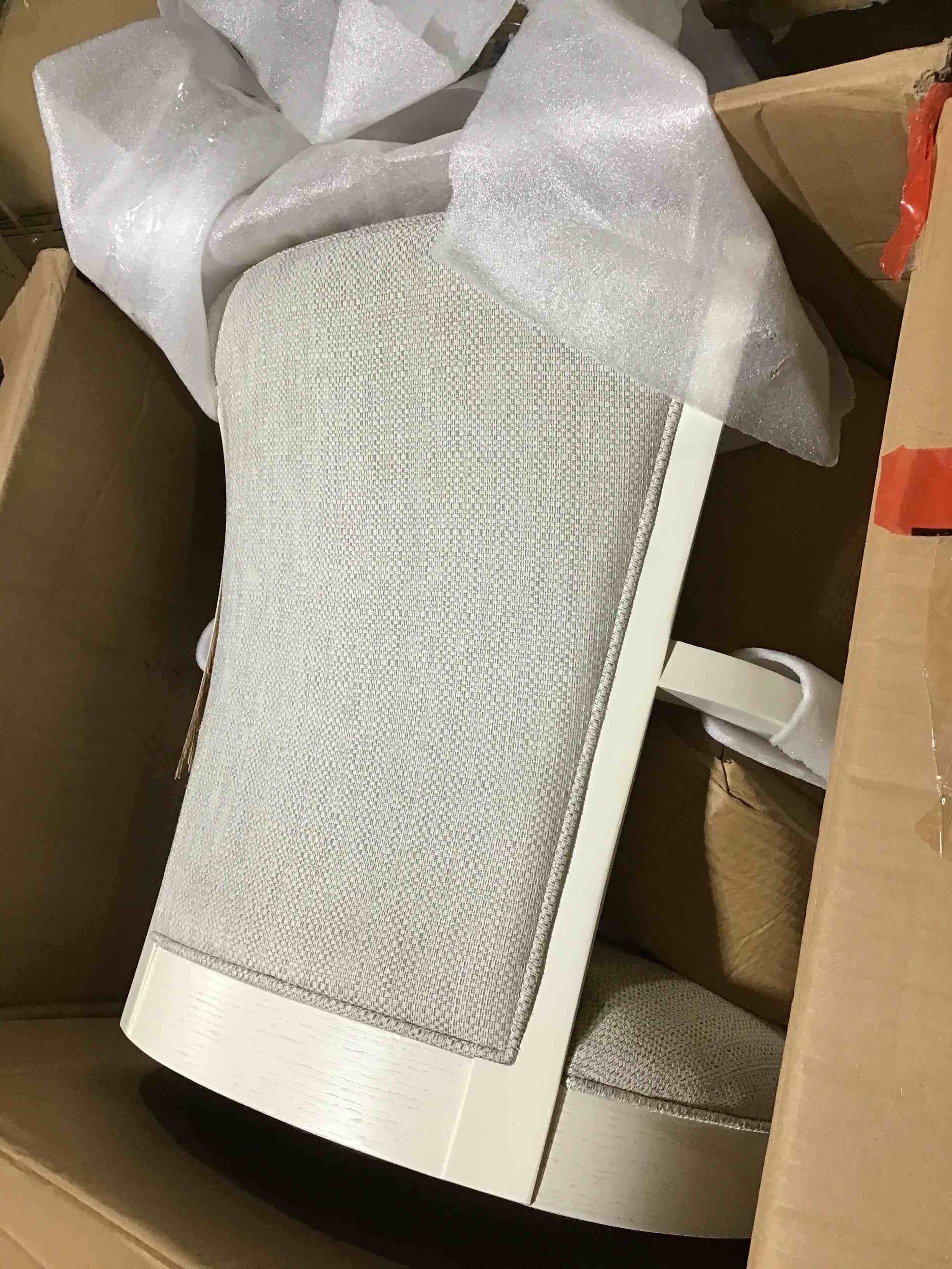 https://s3.amazonaws.com/lotting-images-prod/bidfta/RED6105374_1716641779492.jpeg