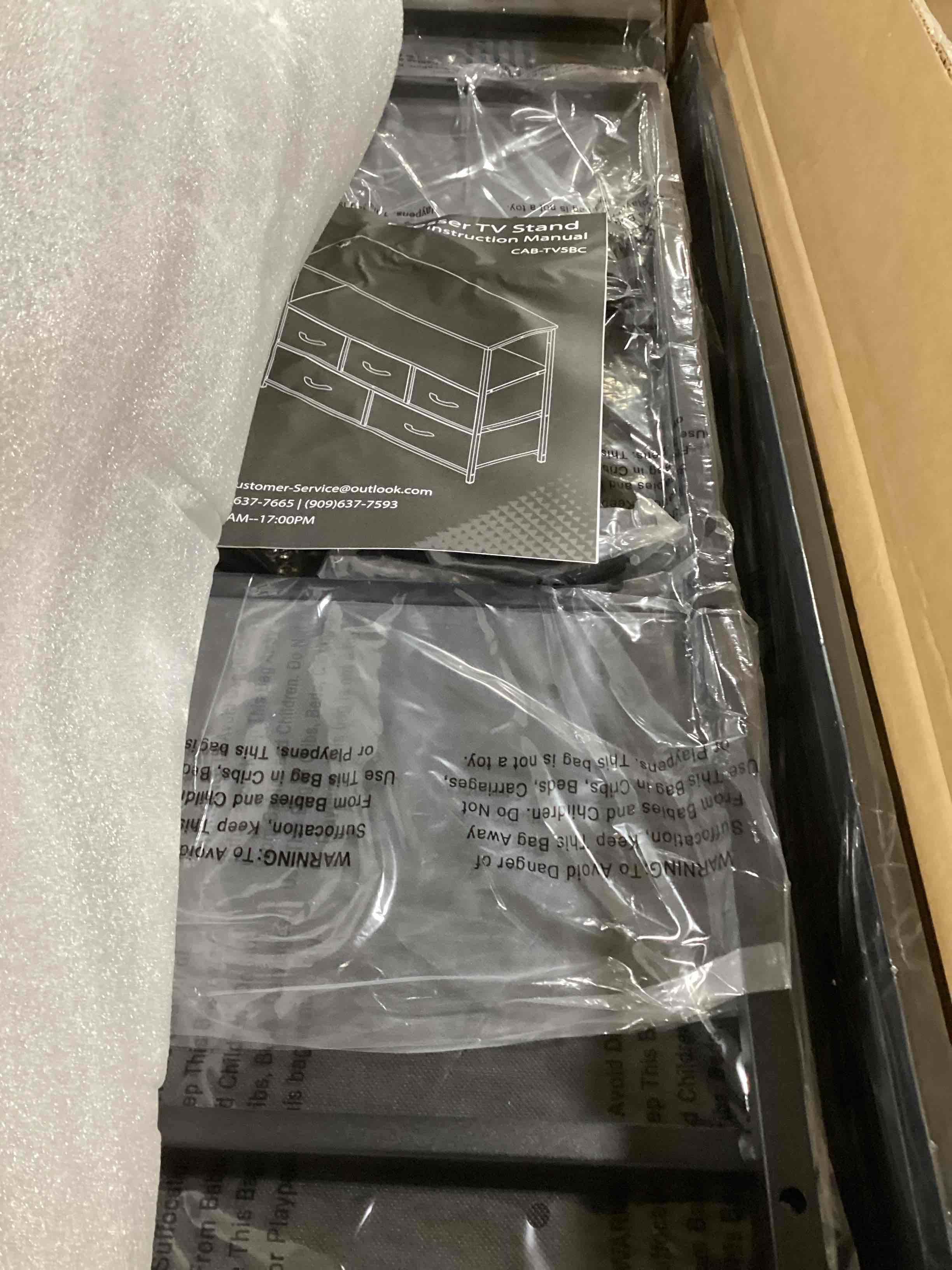 https://s3.amazonaws.com/lotting-images-prod/bidfta/RED6105613_1715946754660.jpeg