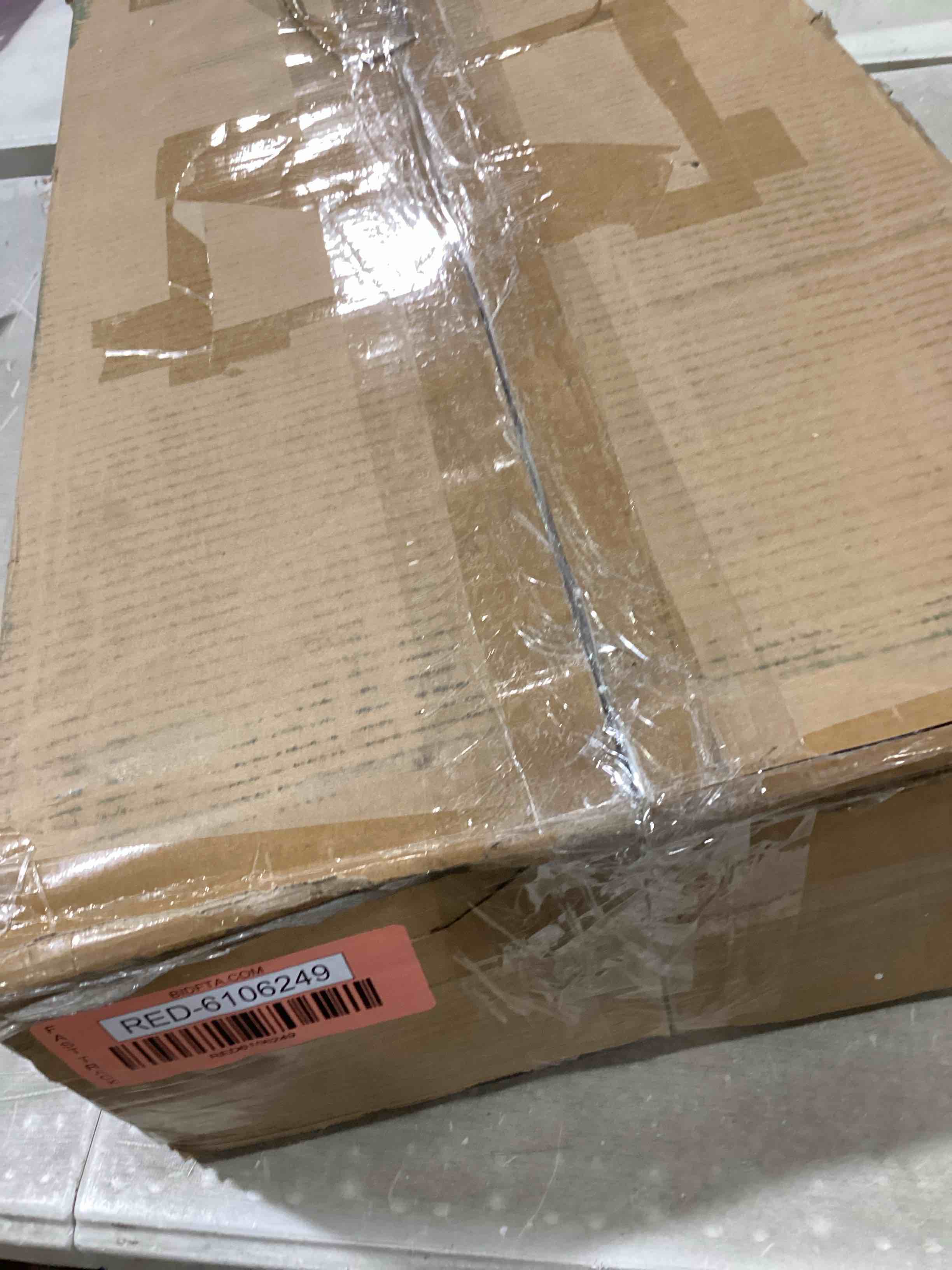 https://s3.amazonaws.com/lotting-images-prod/bidfta/RED6106249_1721069268982.jpeg