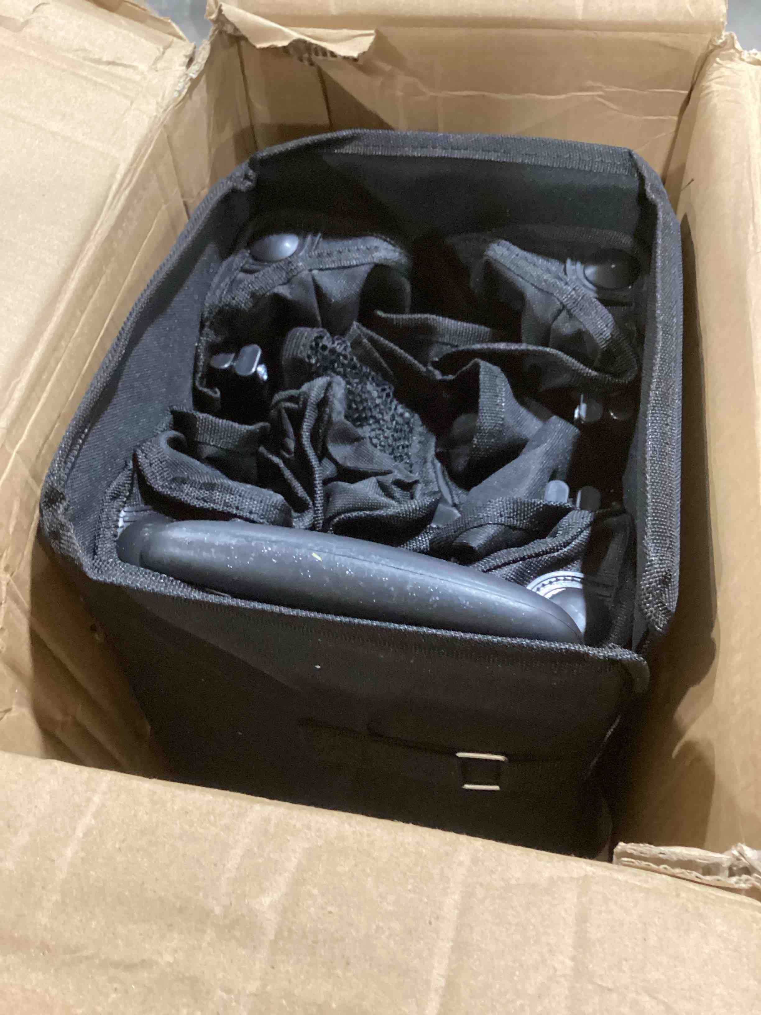 https://s3.amazonaws.com/lotting-images-prod/bidfta/RED6106523_1721220244273.jpeg
