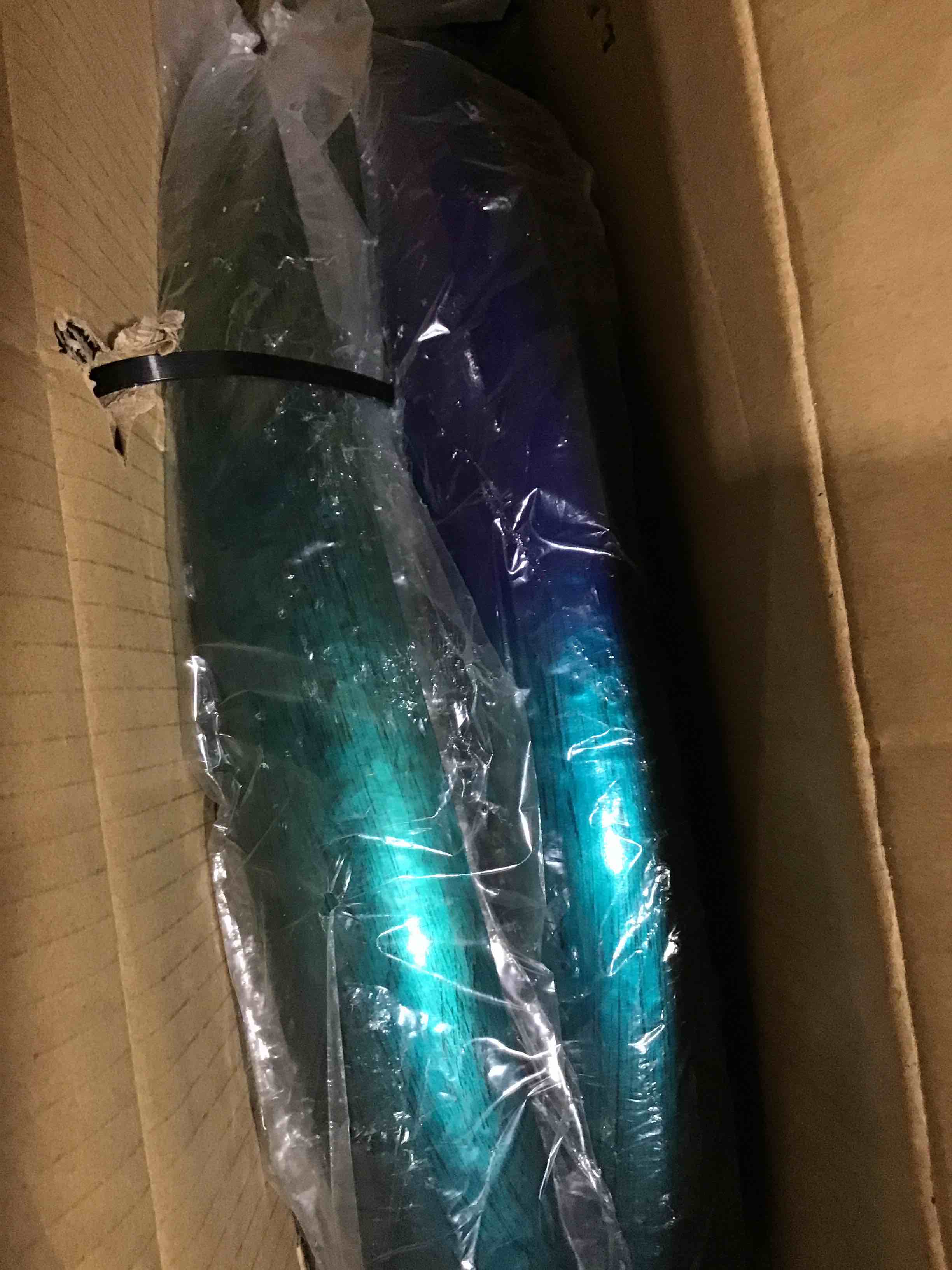 https://s3.amazonaws.com/lotting-images-prod/bidfta/RED6107167_1716986324066.jpeg