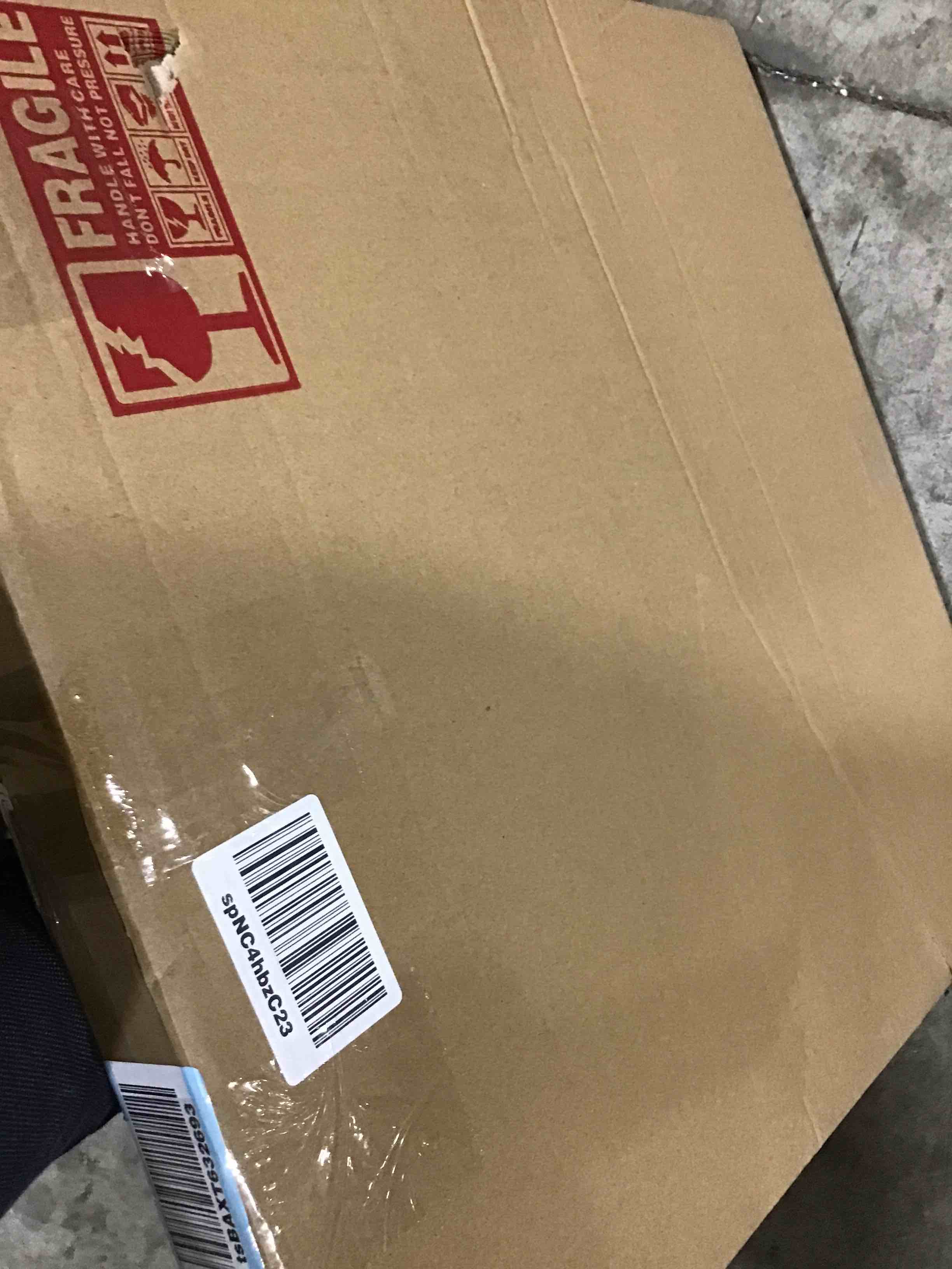 https://s3.amazonaws.com/lotting-images-prod/bidfta/RED6107248_1716997170738.jpeg