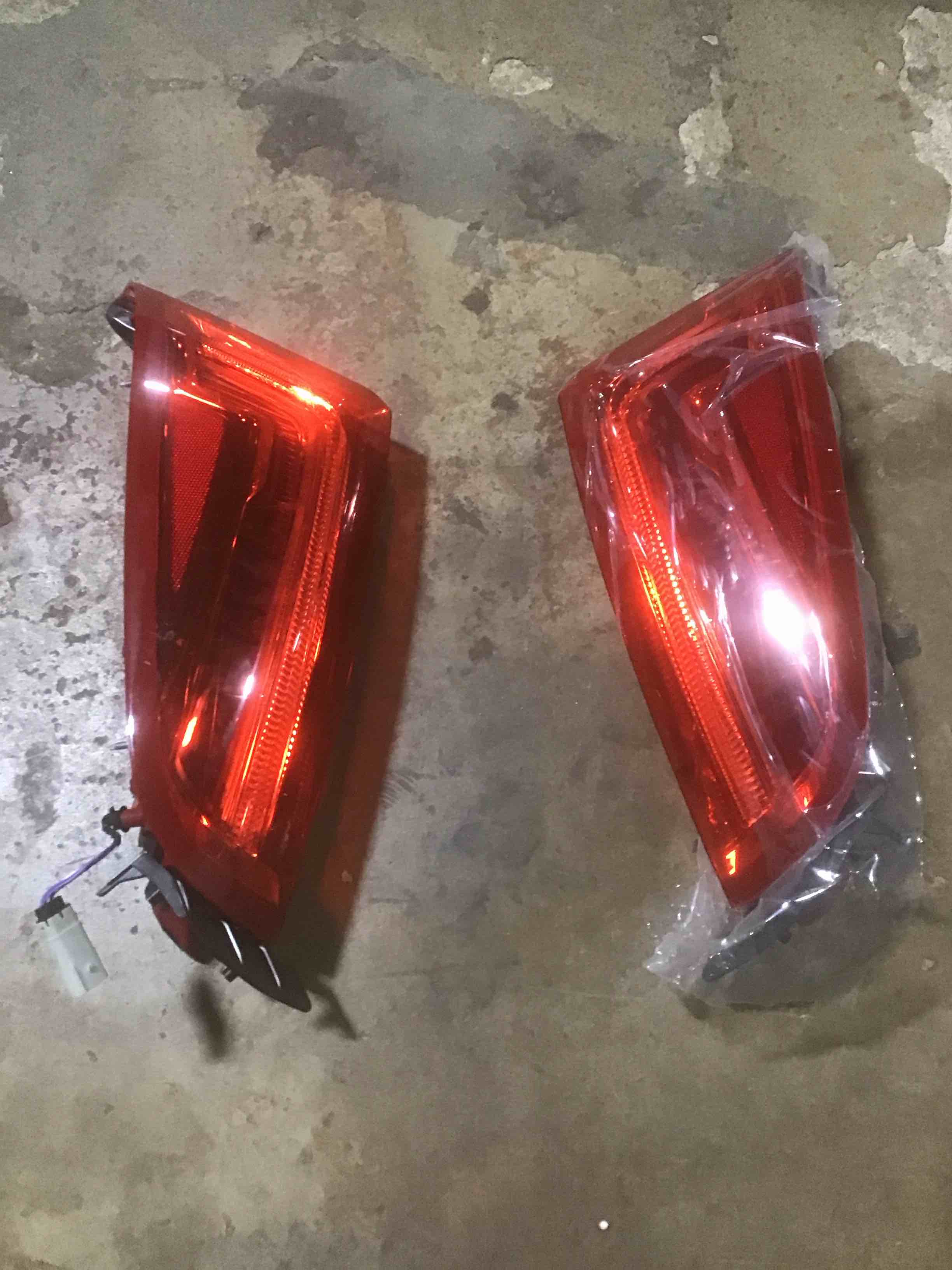 Tail Light Assemblies Rear Lamp LED Type Compatible with 2013-2017 Cadillac XTS