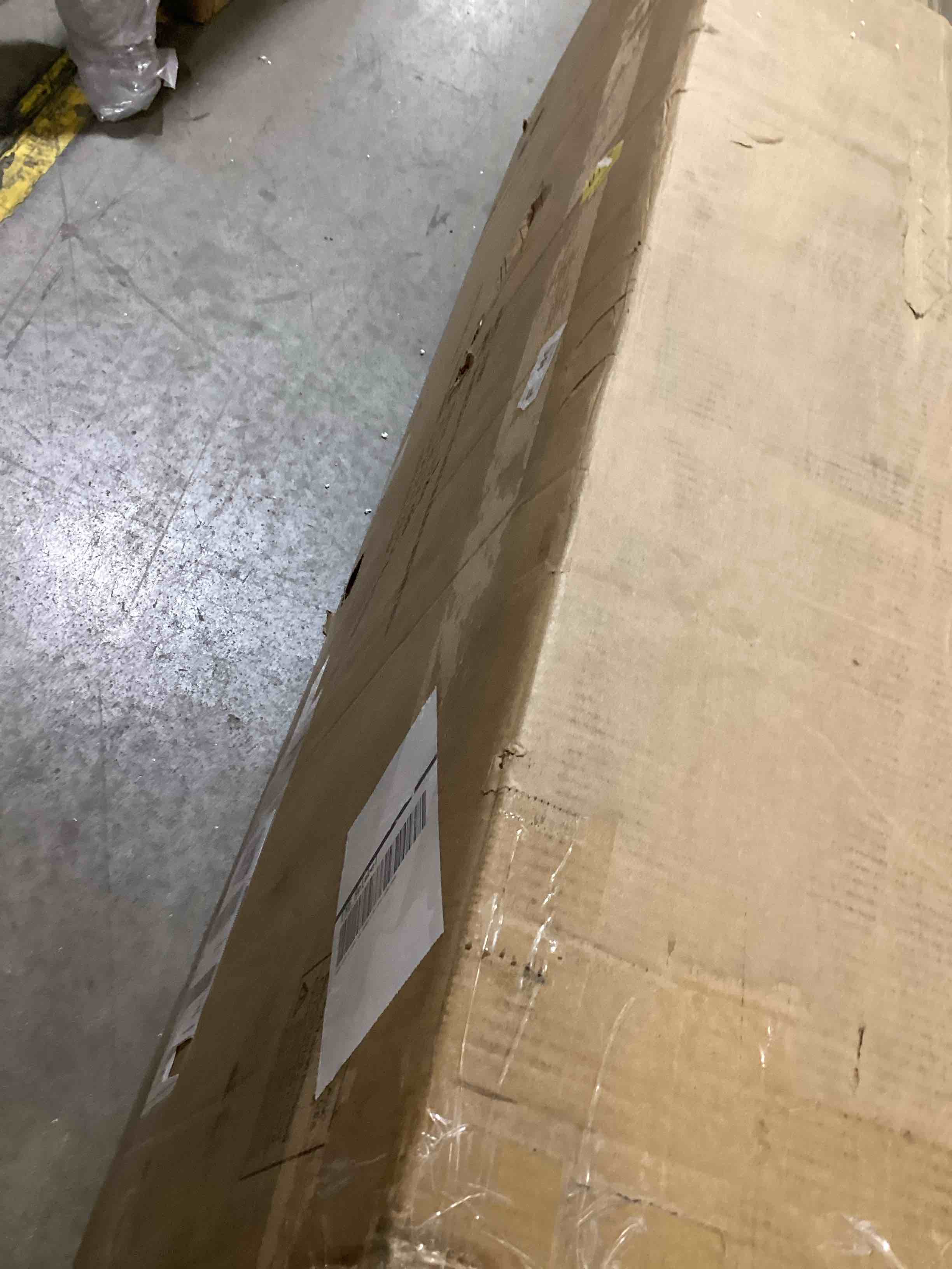 https://s3.amazonaws.com/lotting-images-prod/bidfta/RED6108298_1718033397859.jpeg