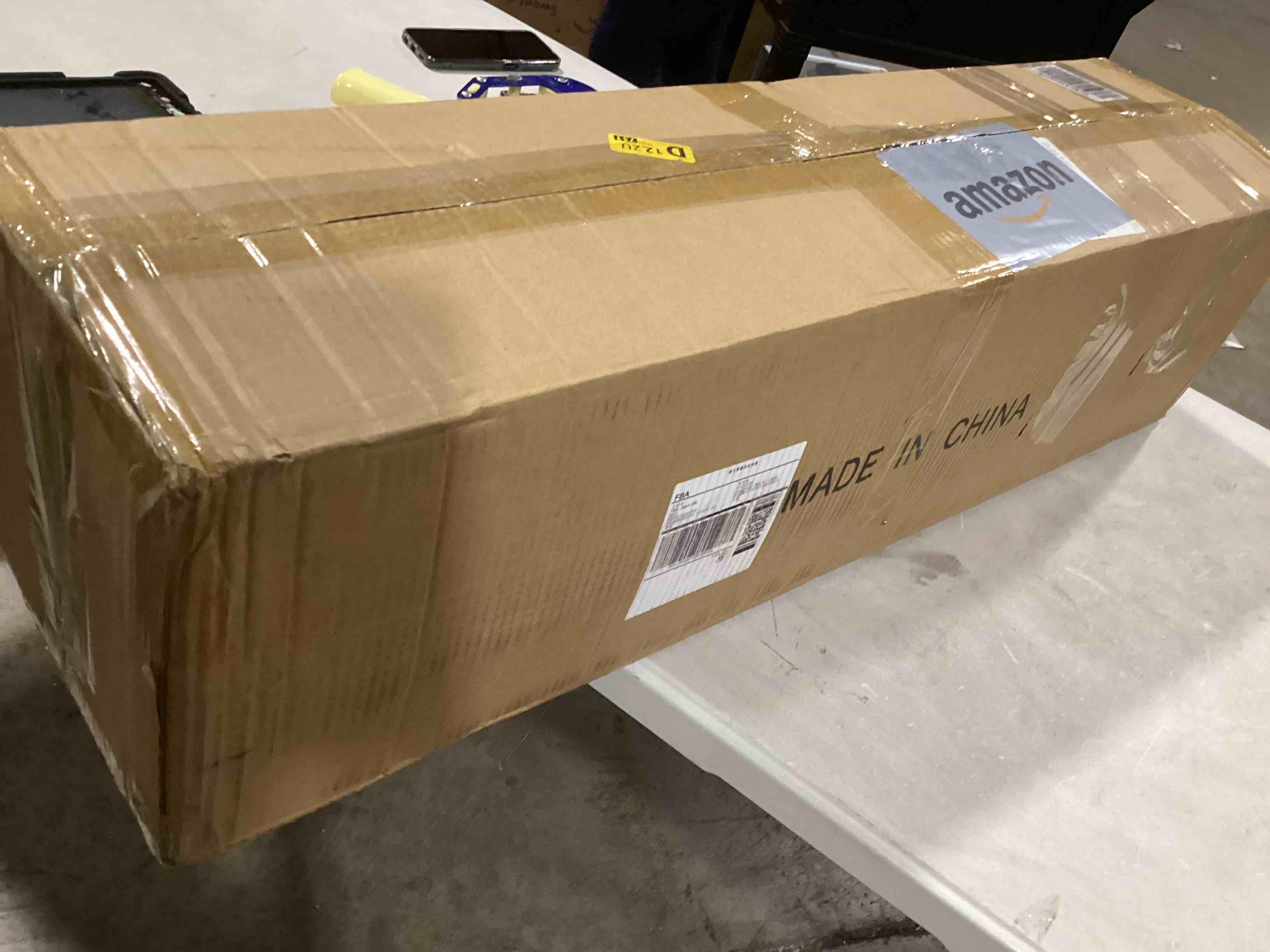 https://s3.amazonaws.com/lotting-images-prod/bidfta/RED6108540_1715685575729.jpeg