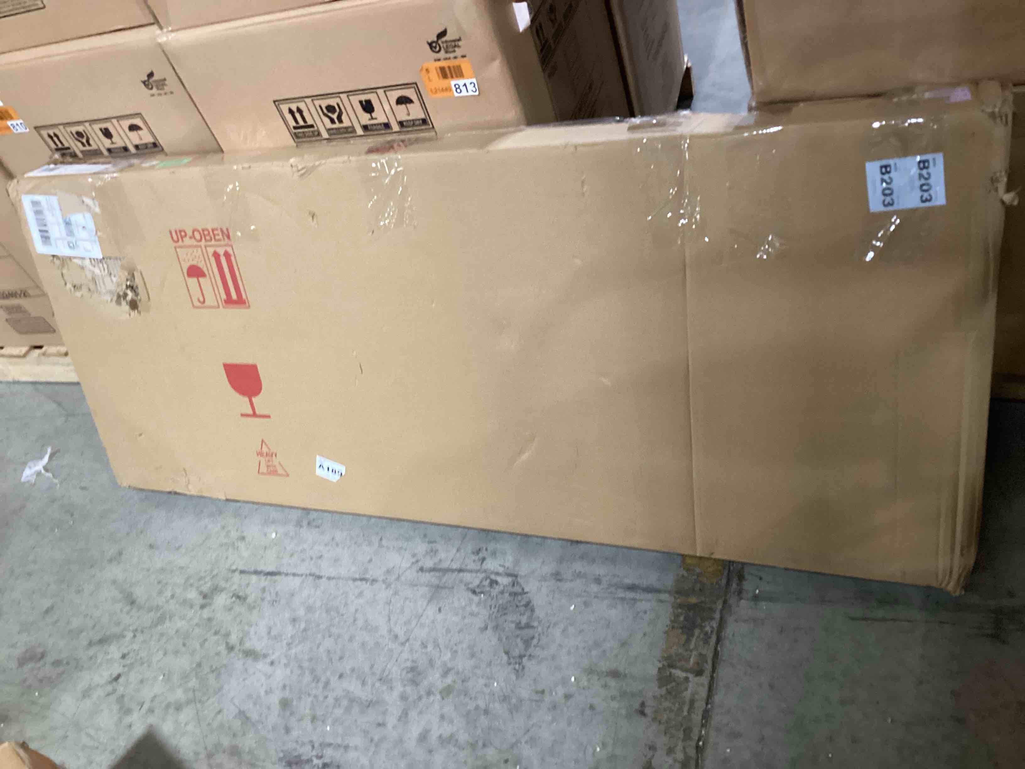 https://s3.amazonaws.com/lotting-images-prod/bidfta/RED6108673_1715774672201.jpeg
