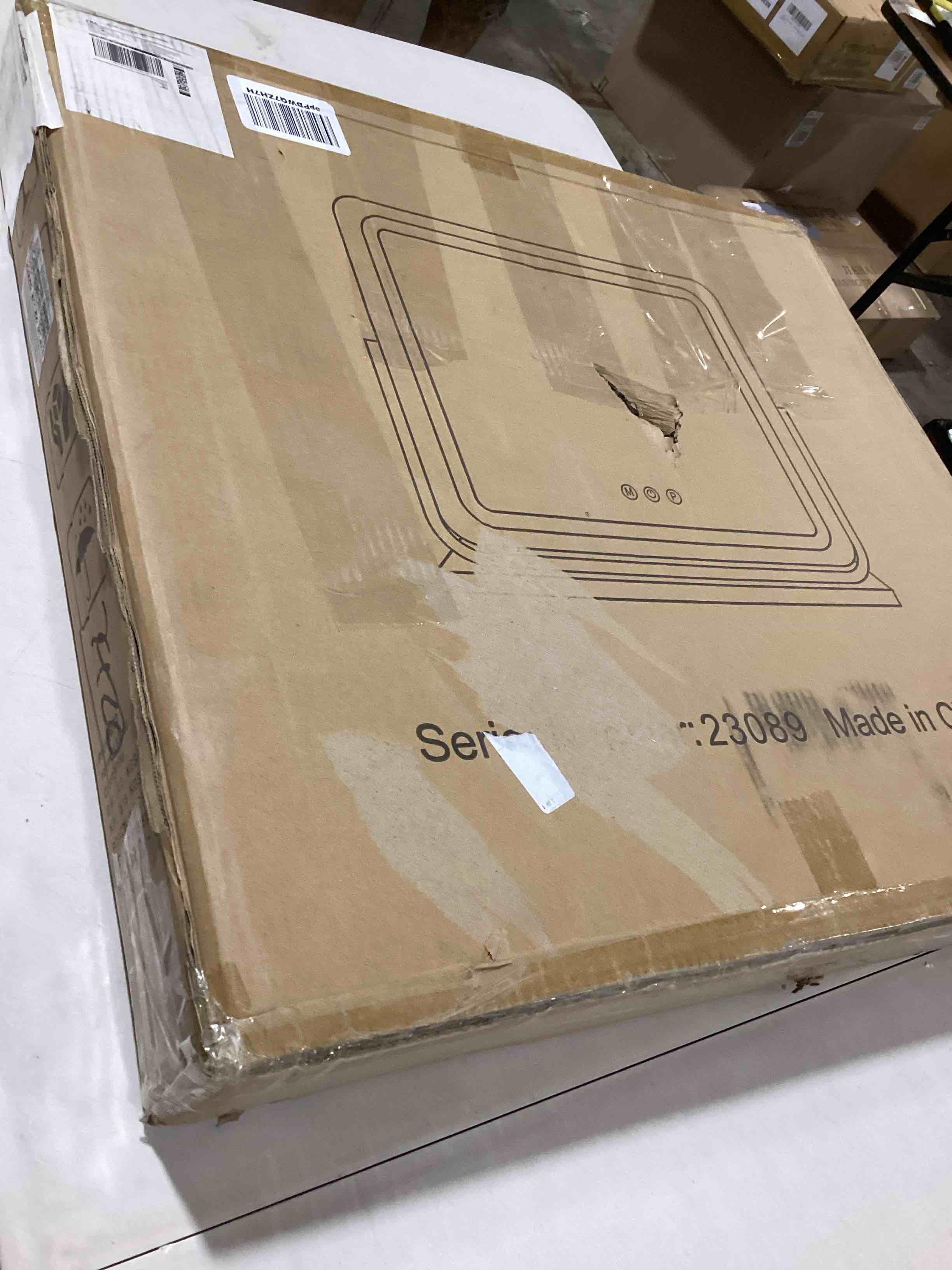https://s3.amazonaws.com/lotting-images-prod/bidfta/RED6109033_1715967564668.jpeg