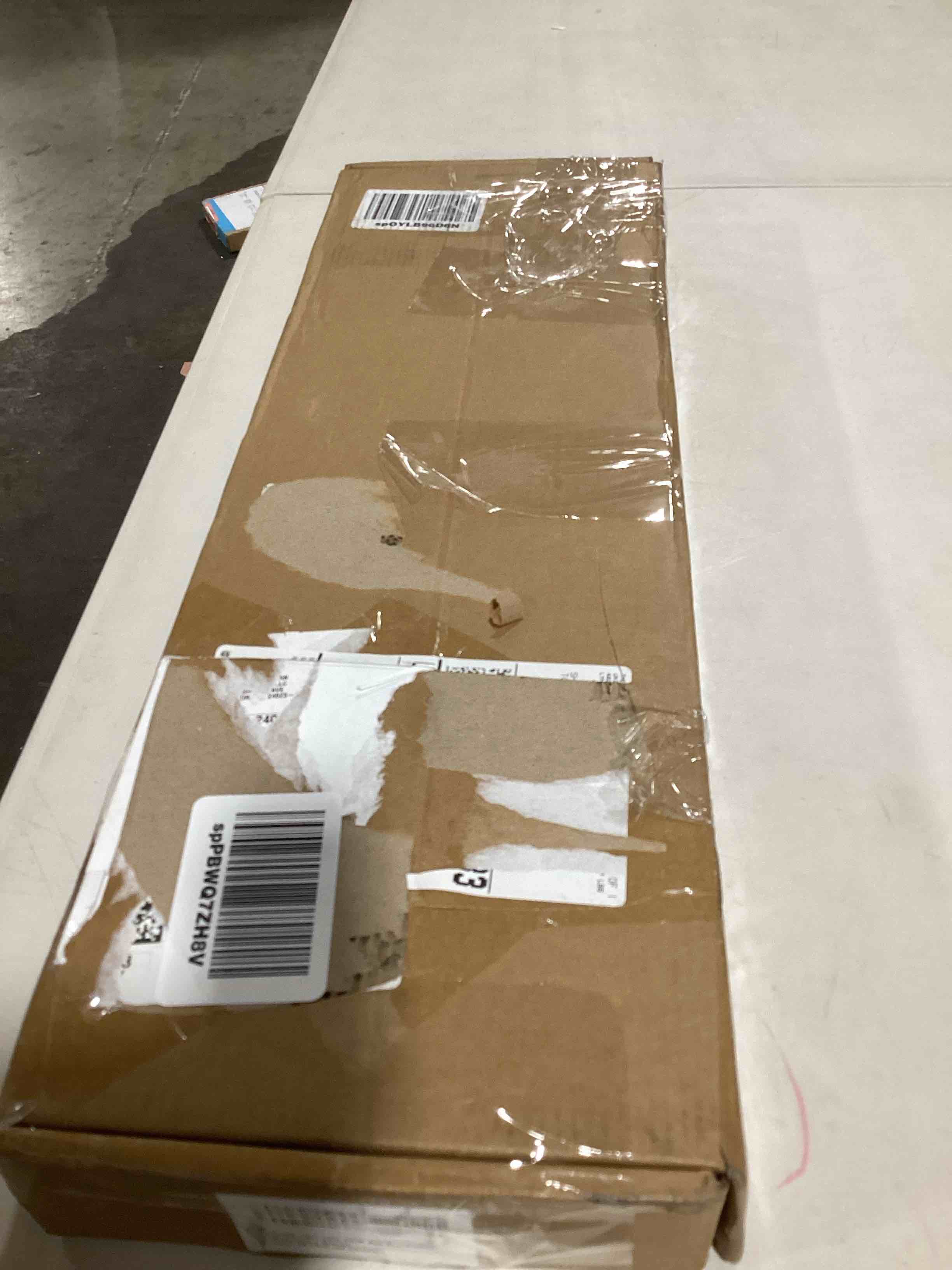 https://s3.amazonaws.com/lotting-images-prod/bidfta/RED6109039_1715966747984.jpeg
