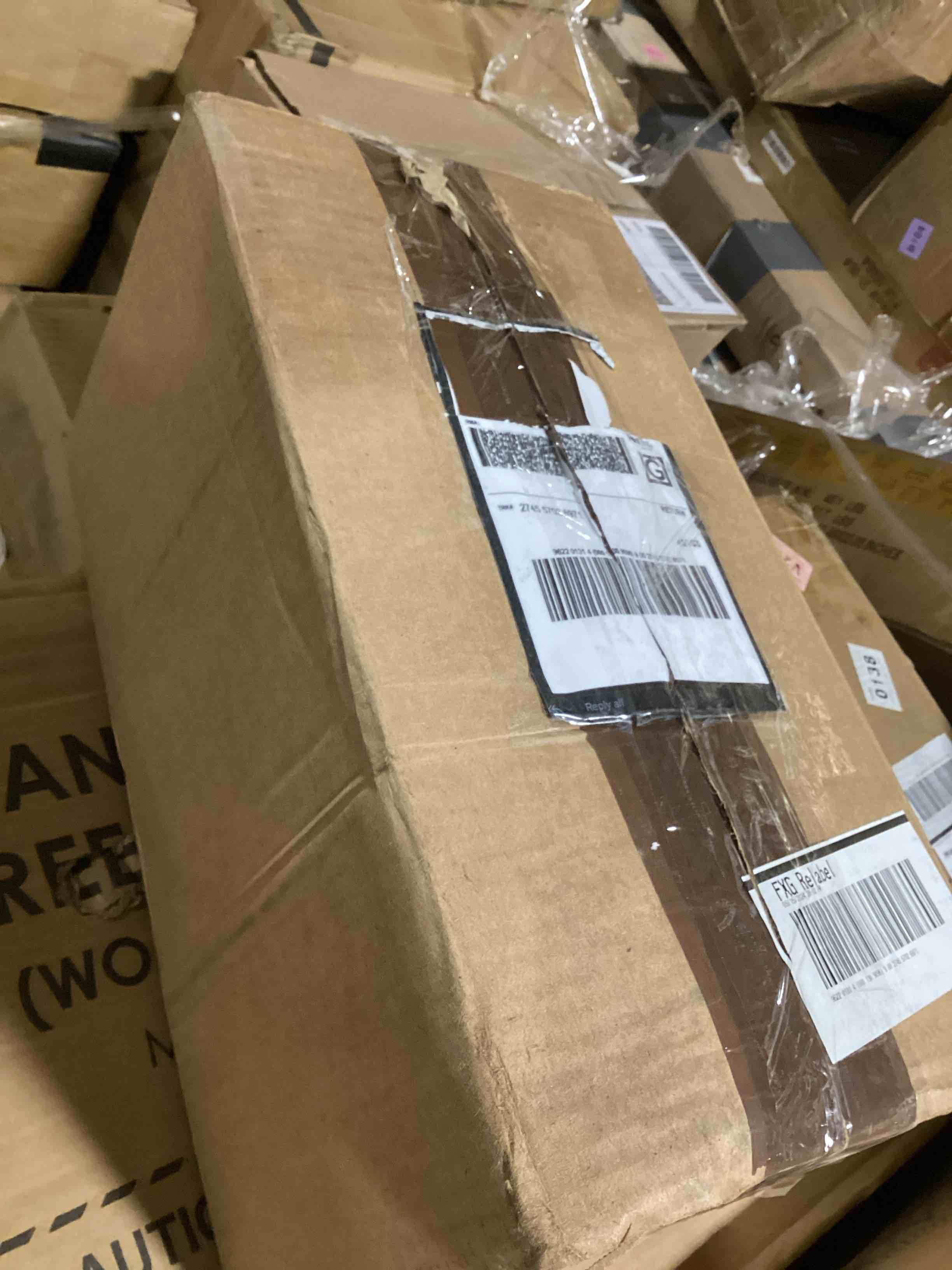 https://s3.amazonaws.com/lotting-images-prod/bidfta/RED6109982_1716230805224.jpeg