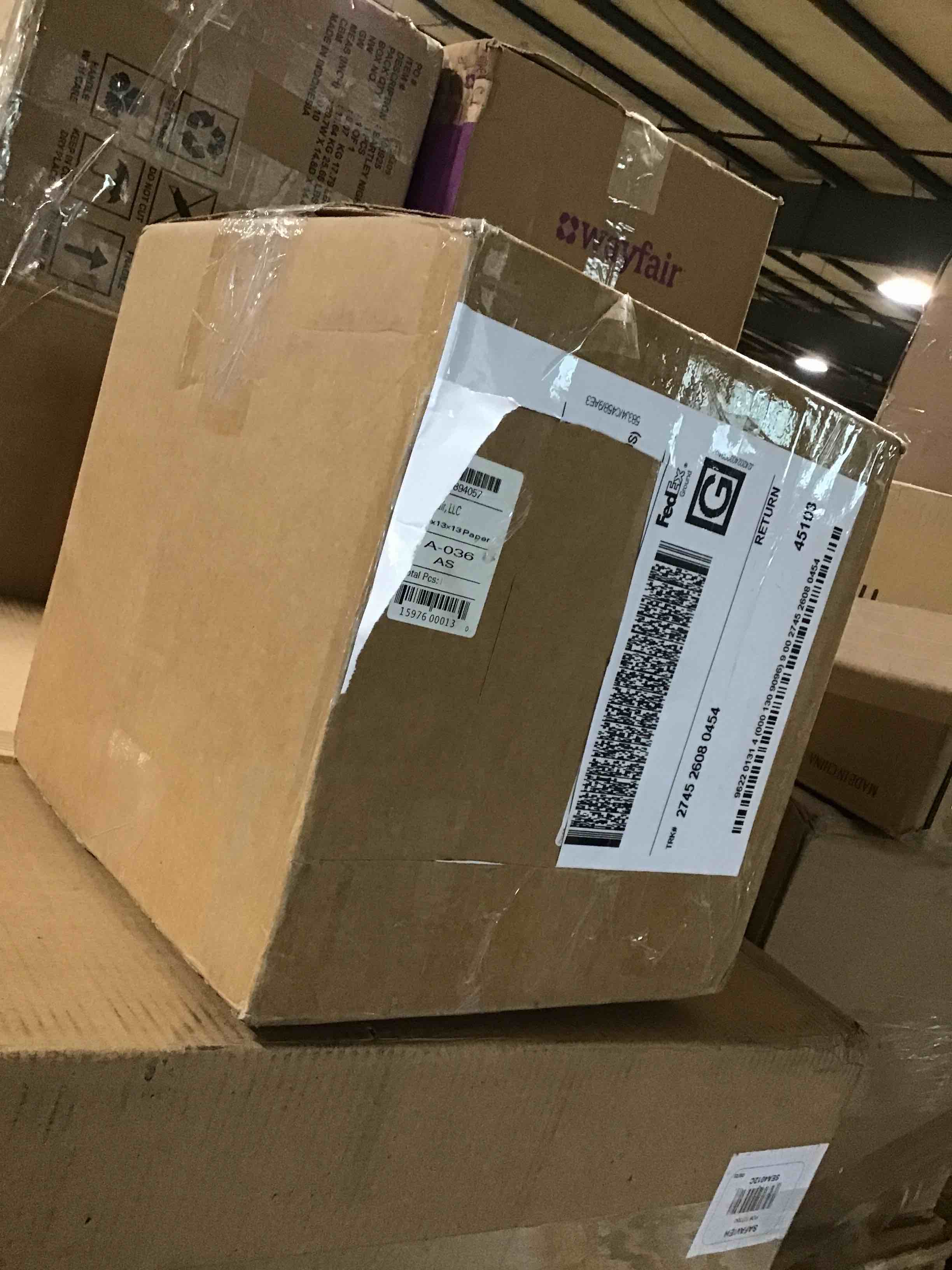 https://s3.amazonaws.com/lotting-images-prod/bidfta/RED6110044_1716313770460.jpeg
