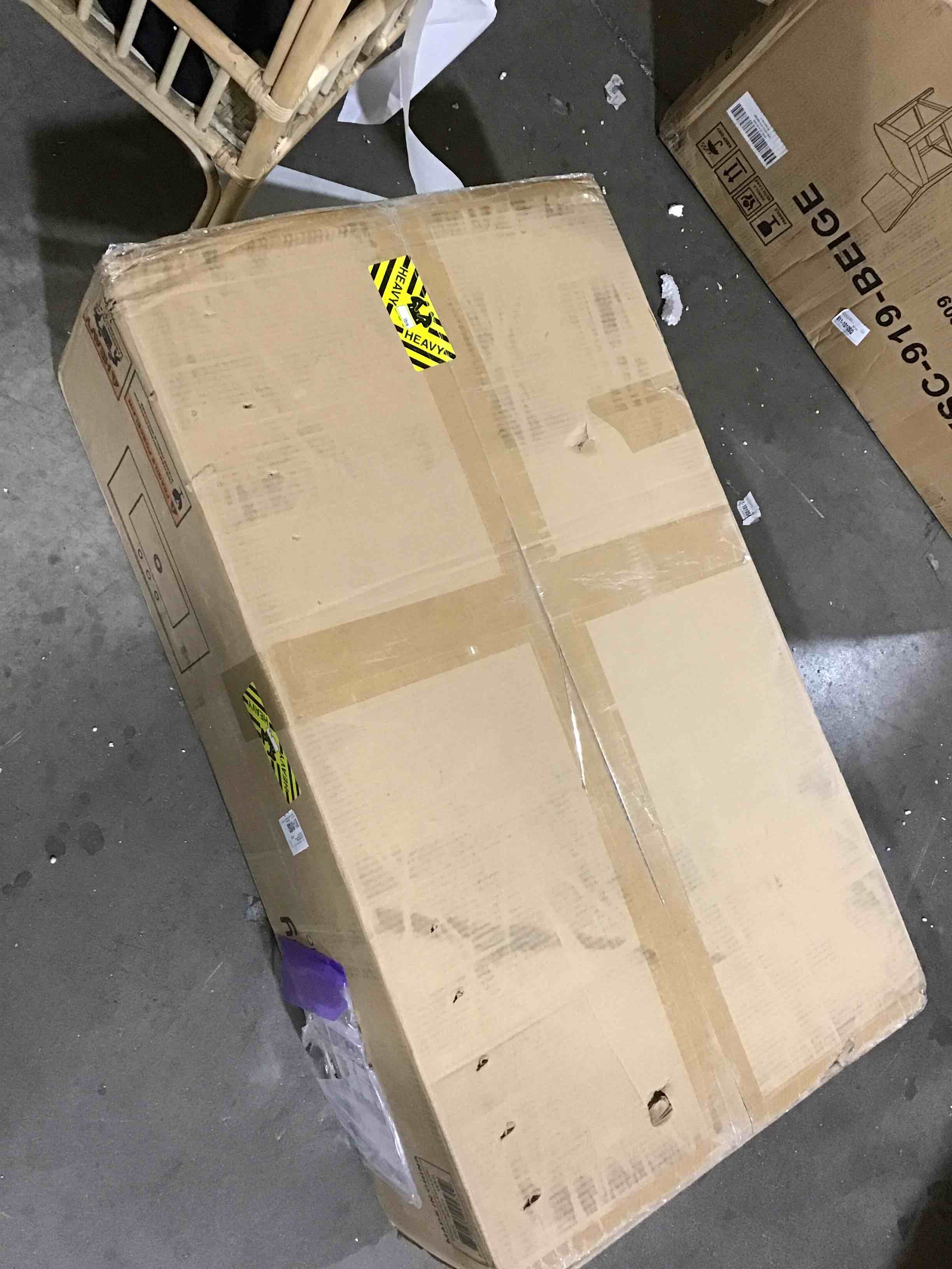 https://s3.amazonaws.com/lotting-images-prod/bidfta/RED6110468_1717096190741.jpeg