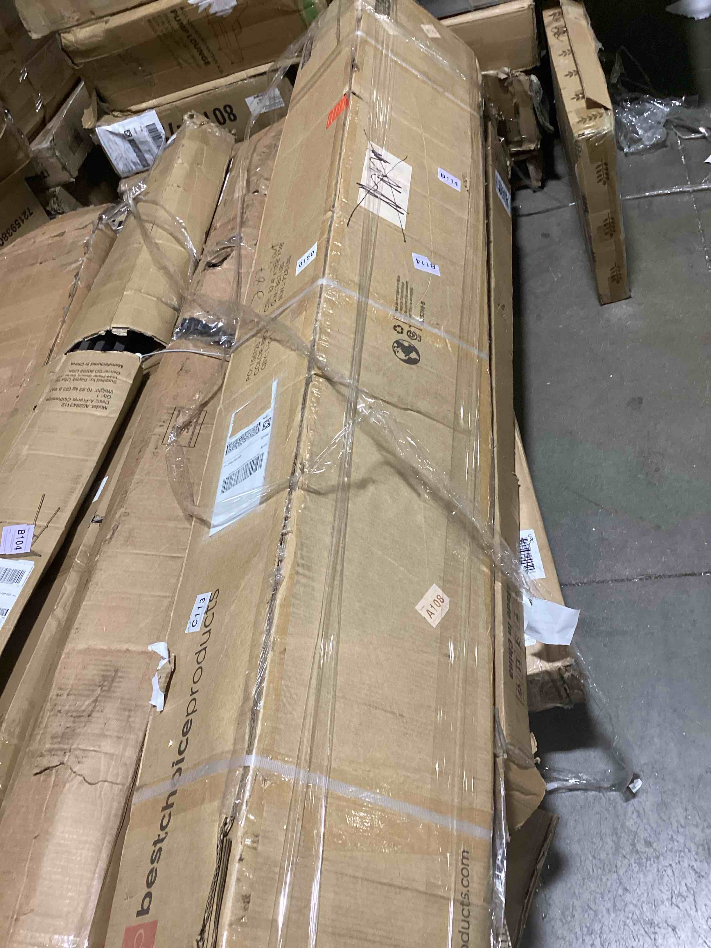 https://s3.amazonaws.com/lotting-images-prod/bidfta/RED6110772_1717685915148.jpeg