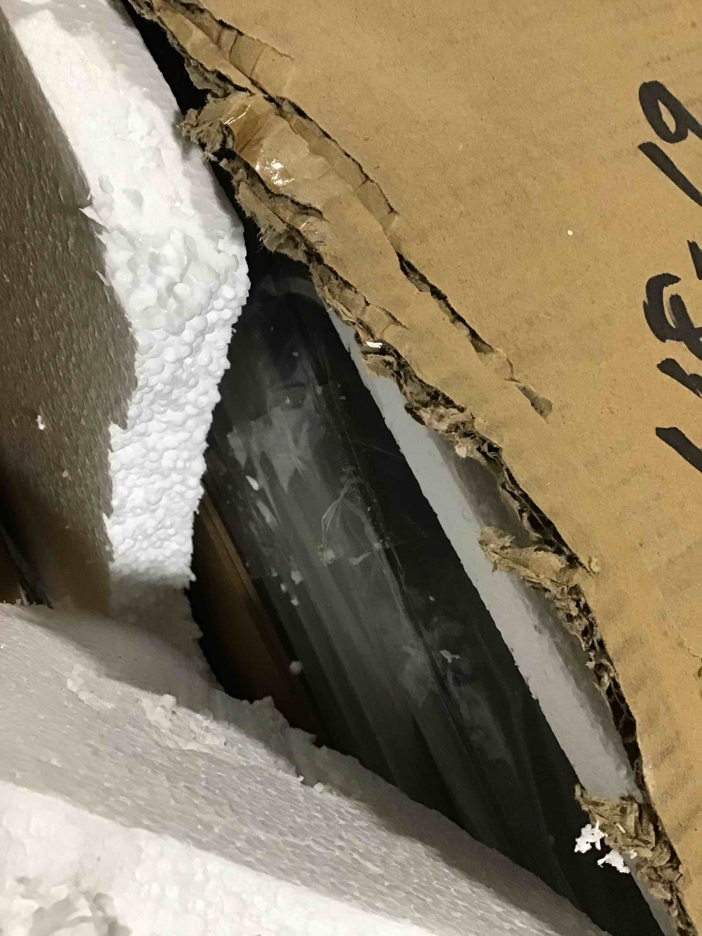 https://s3.amazonaws.com/lotting-images-prod/bidfta/RED6111256_1718372892971.jpeg