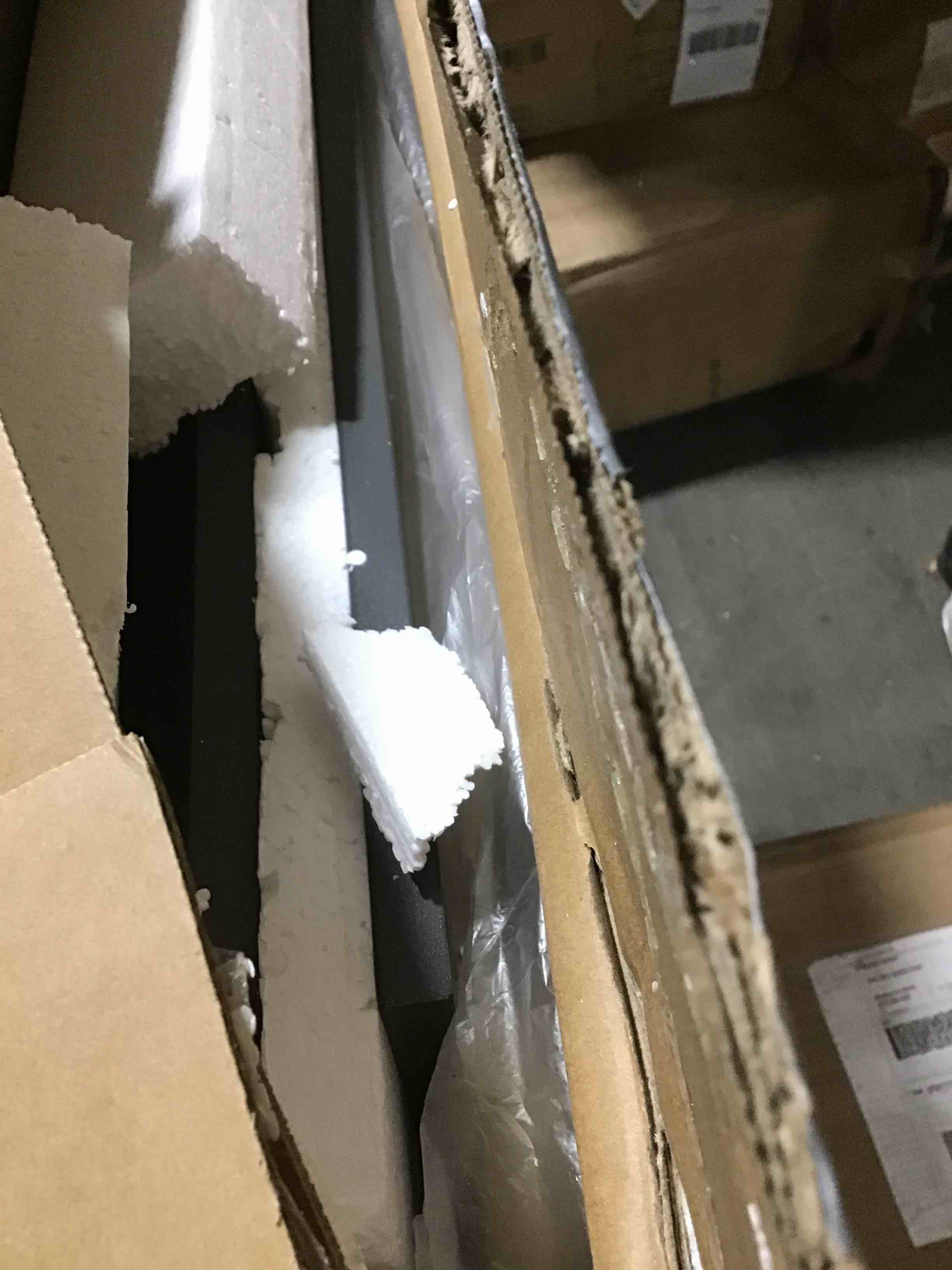 https://s3.amazonaws.com/lotting-images-prod/bidfta/RED6111294_1718387097682.jpeg