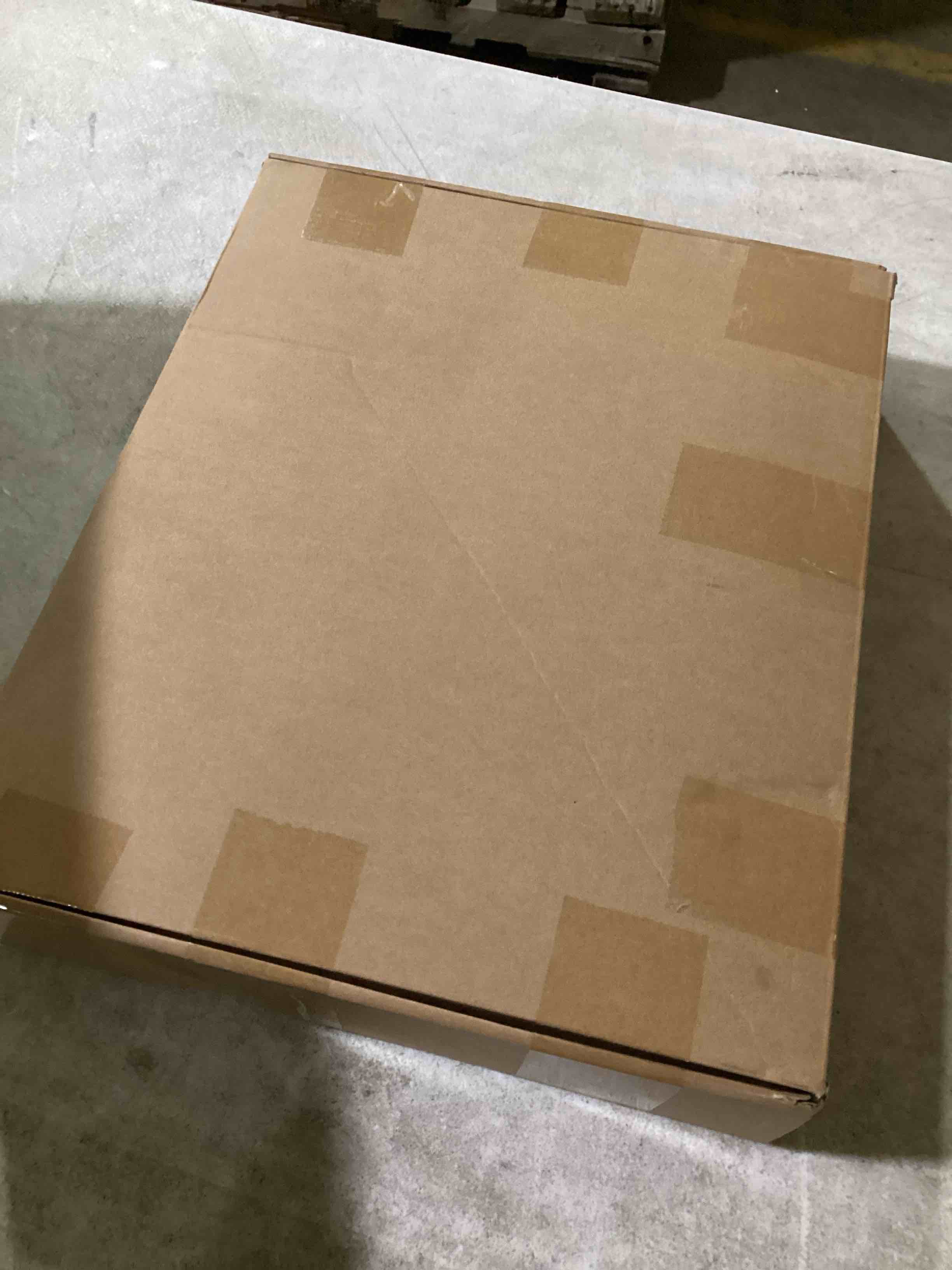 https://s3.amazonaws.com/lotting-images-prod/bidfta/RED6112112_1716478633785.jpeg