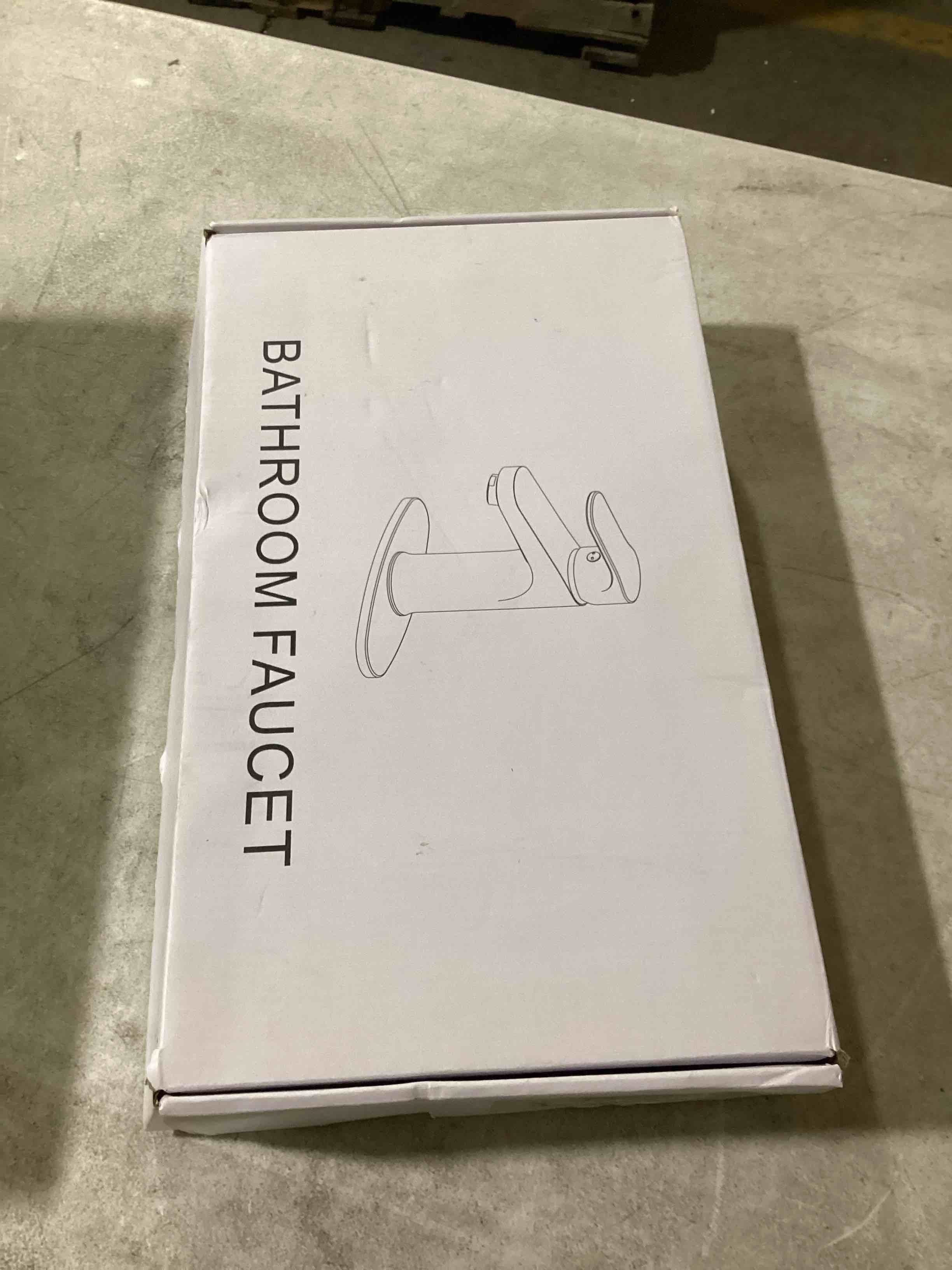 https://s3.amazonaws.com/lotting-images-prod/bidfta/RED6112114_1716478795885.jpeg