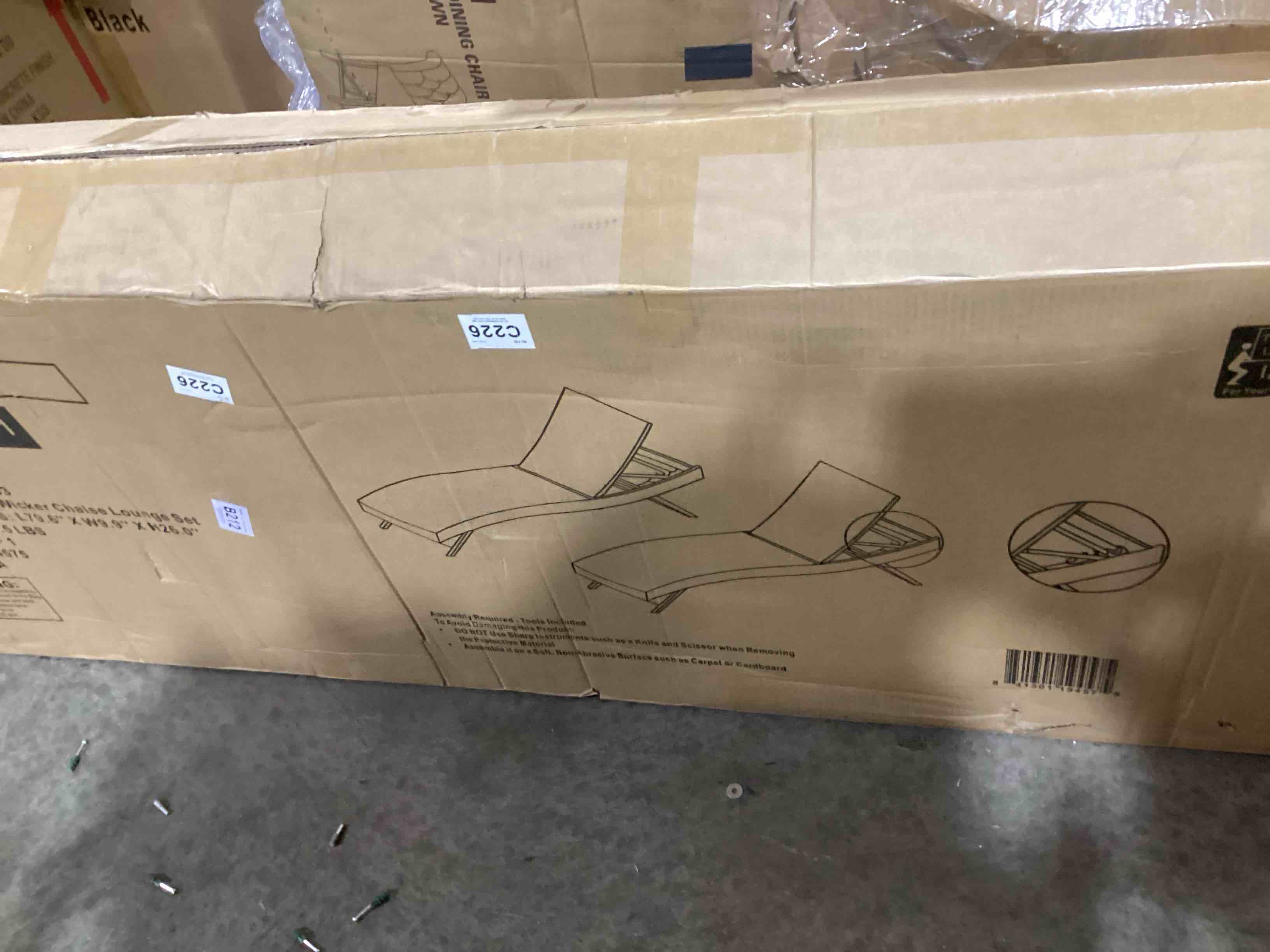 https://s3.amazonaws.com/lotting-images-prod/bidfta/RED6112706_1717244042474.jpeg