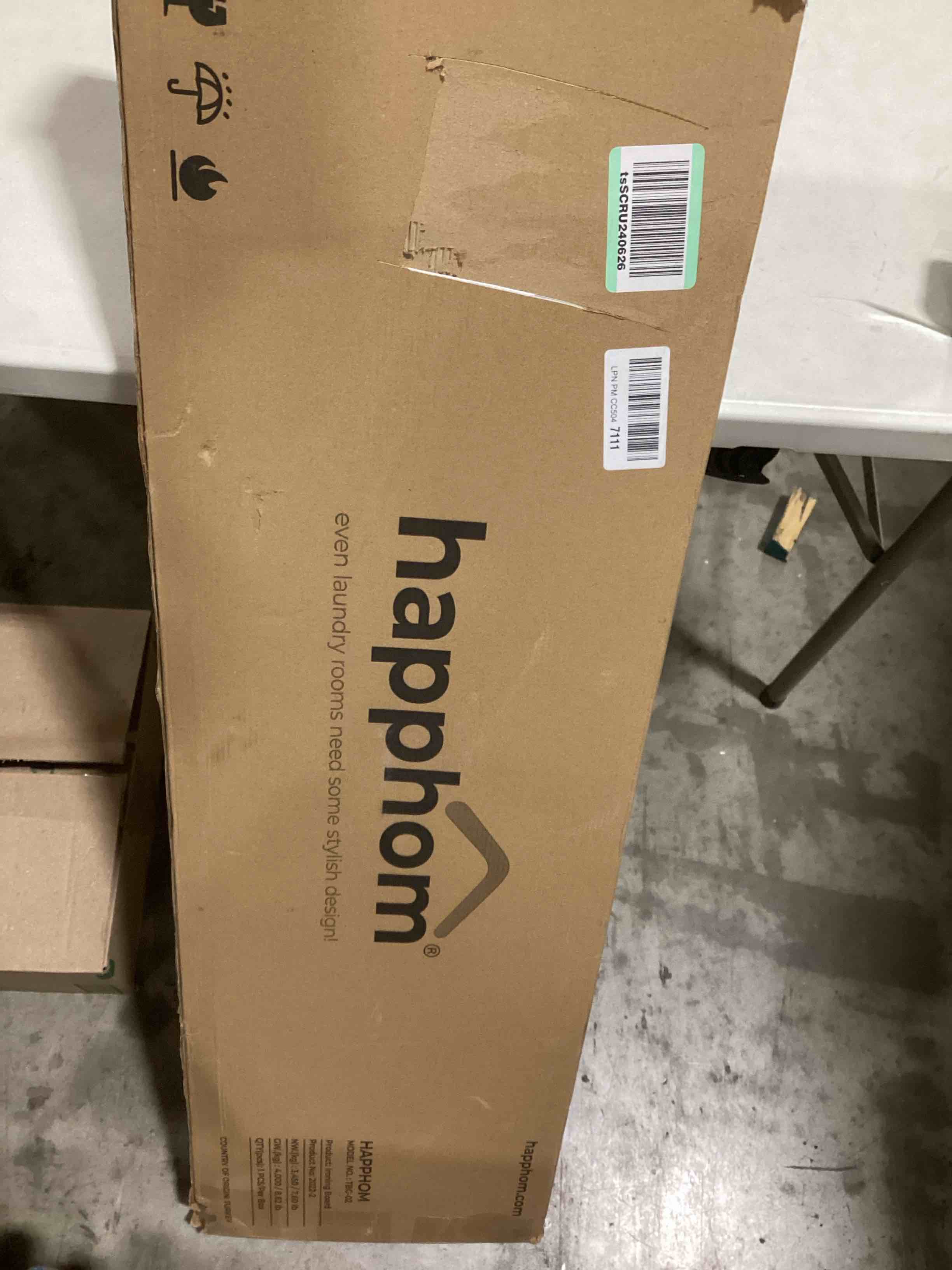 https://s3.amazonaws.com/lotting-images-prod/bidfta/RED6112873_1717508737223.jpeg