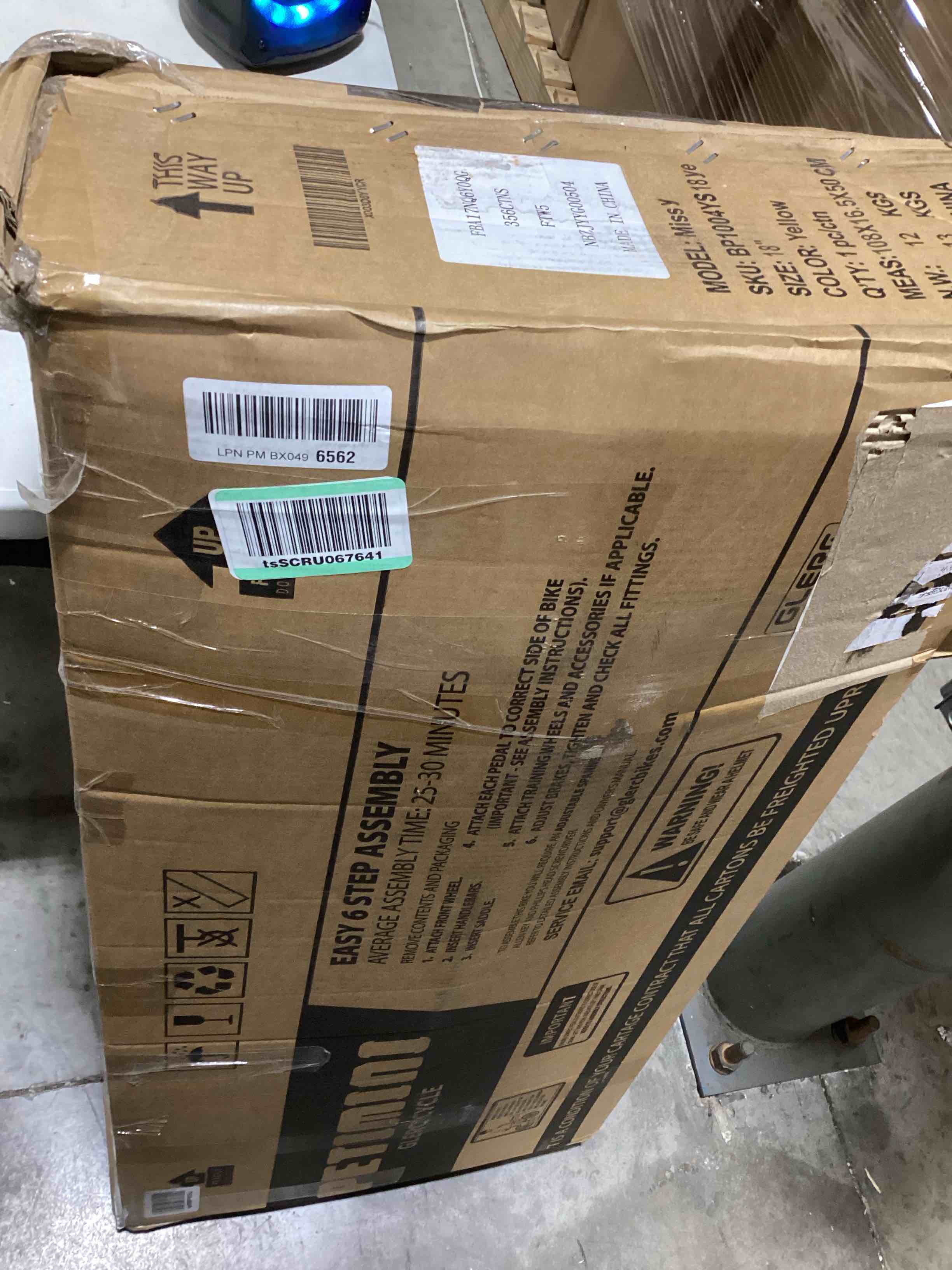 https://s3.amazonaws.com/lotting-images-prod/bidfta/RED6112889_1717513260796.jpeg