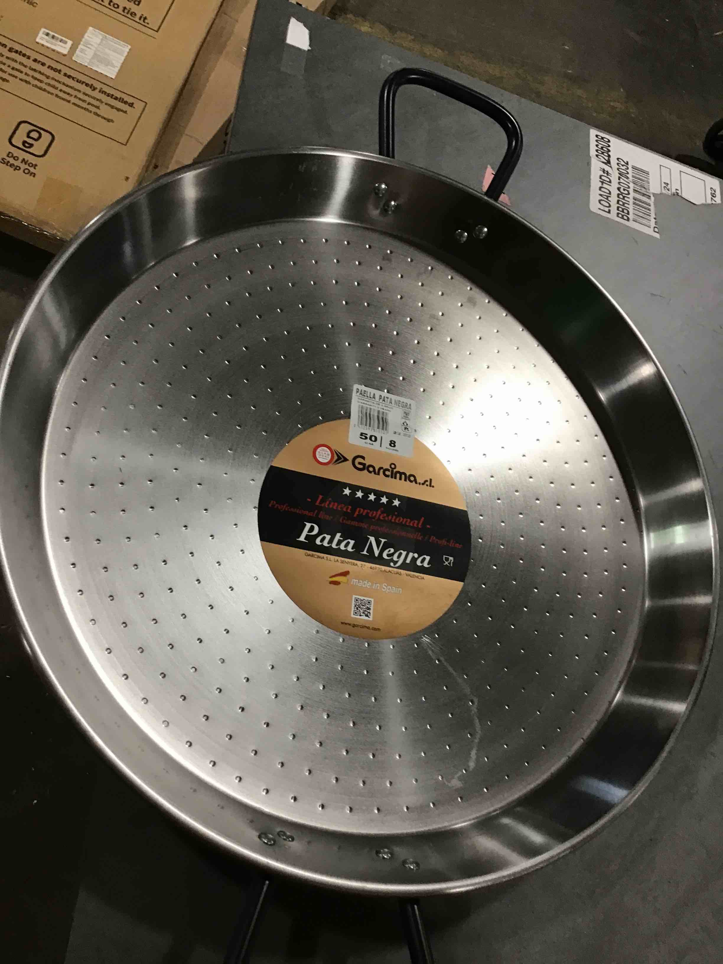 https://s3.amazonaws.com/lotting-images-prod/bidfta/RED6113608_1716407209855.jpeg