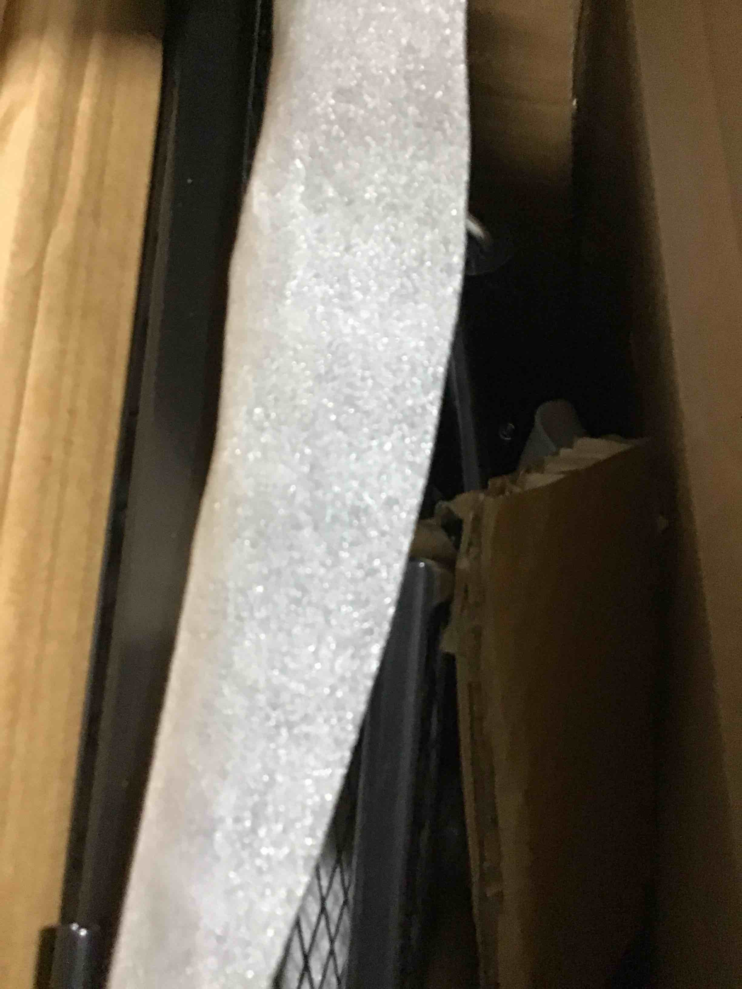 https://s3.amazonaws.com/lotting-images-prod/bidfta/RED6113804_1716479041654.jpeg