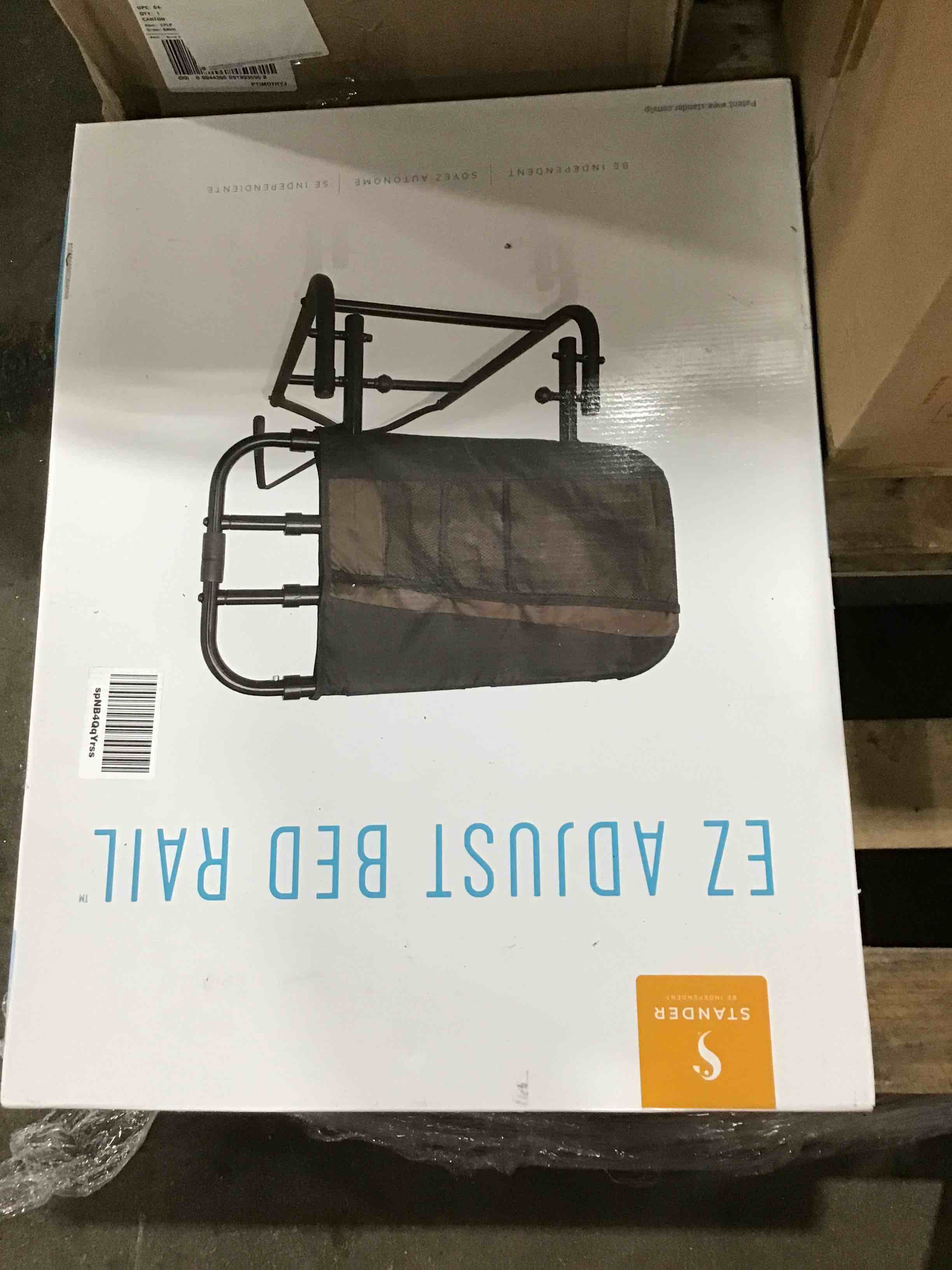 https://s3.amazonaws.com/lotting-images-prod/bidfta/RED6114200_1716573168811.jpeg