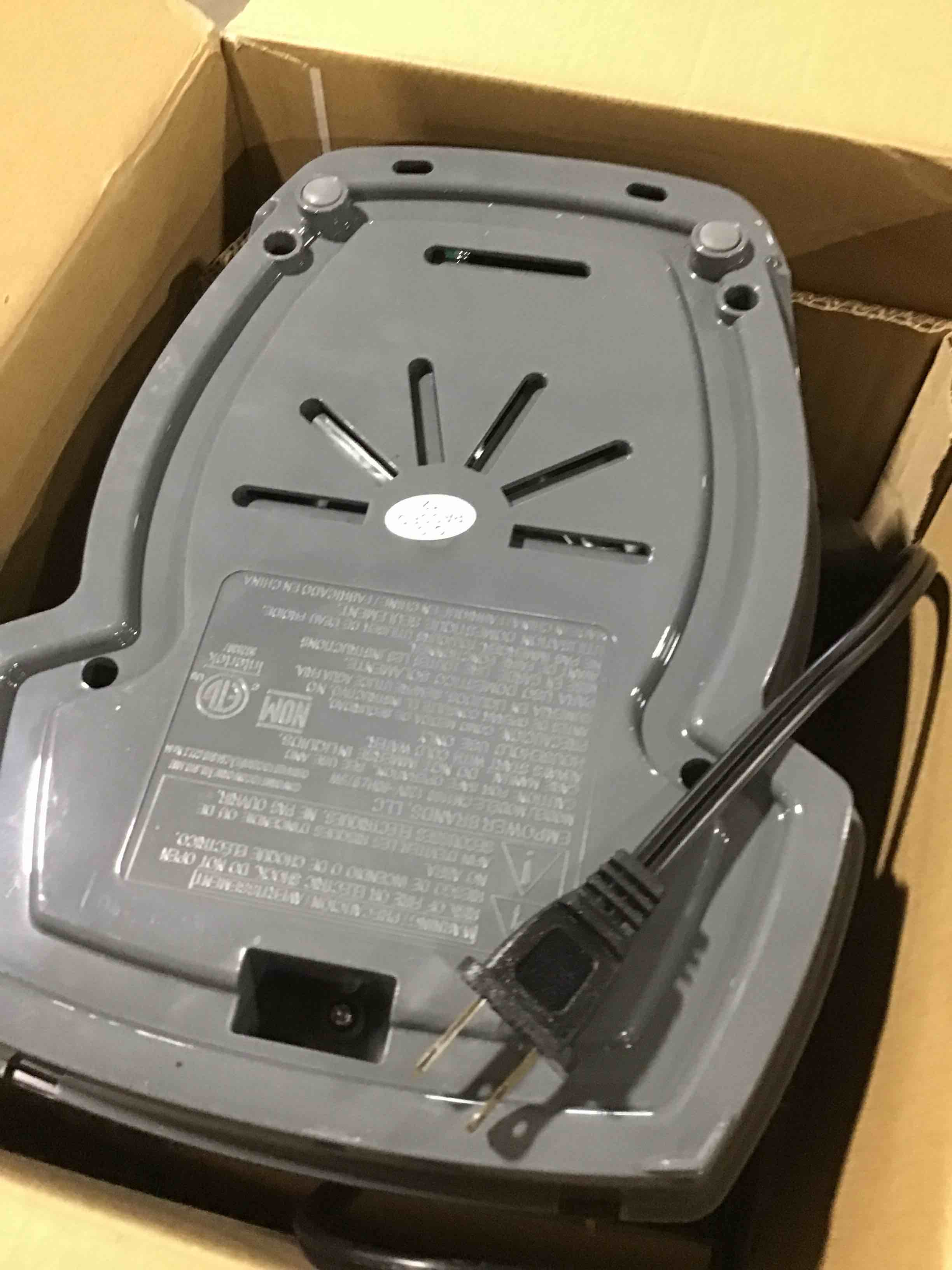 https://s3.amazonaws.com/lotting-images-prod/bidfta/RED6114265_1716581460478.jpeg
