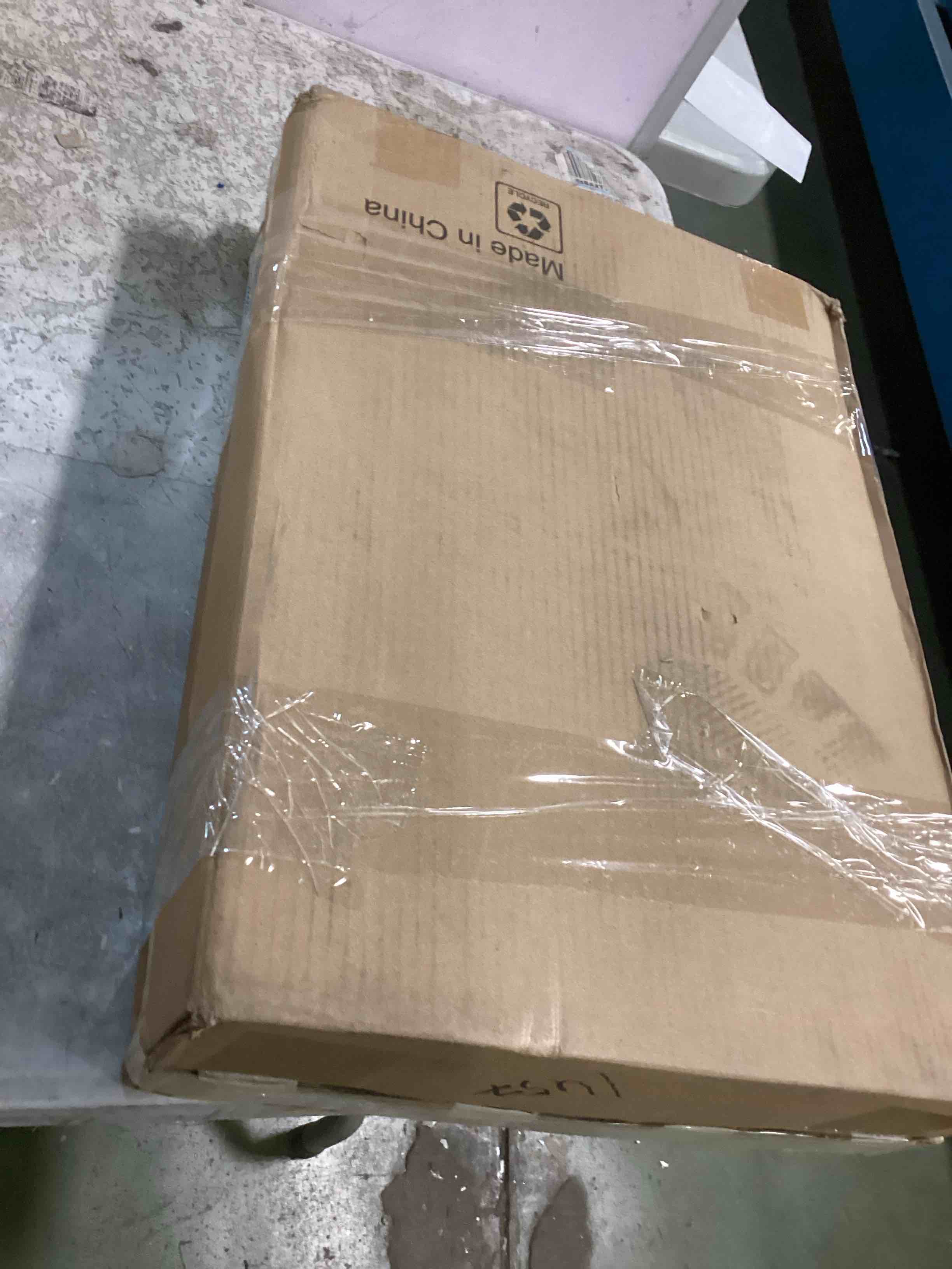 https://s3.amazonaws.com/lotting-images-prod/bidfta/RED6117448_1709909306880.jpeg