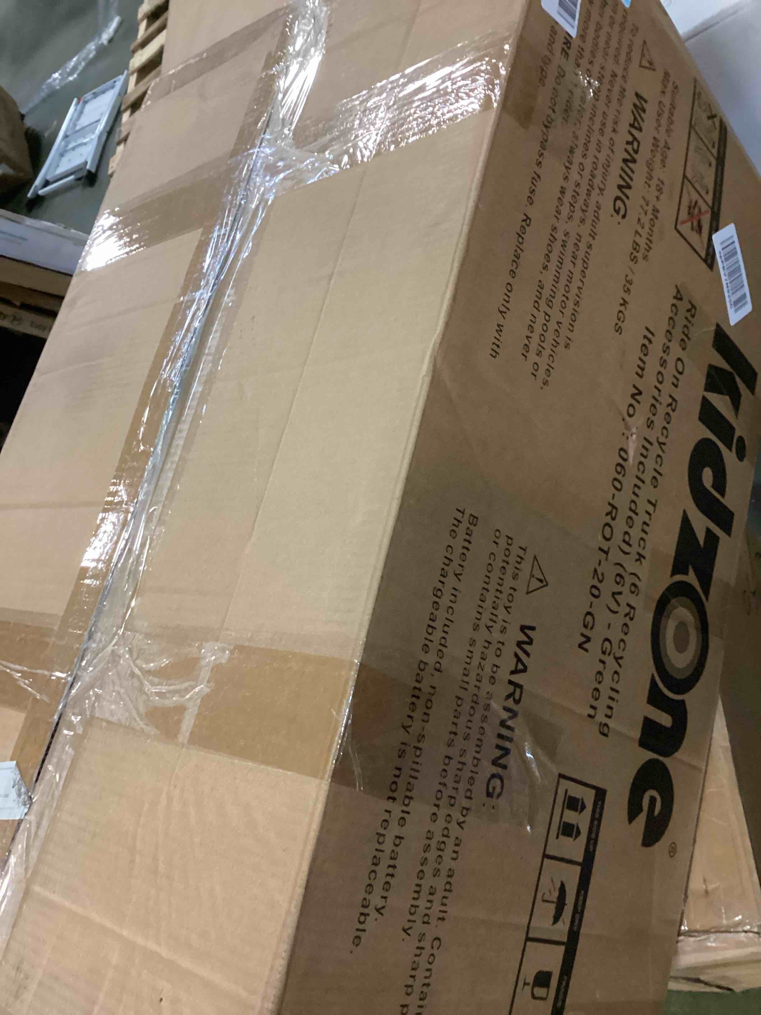 https://s3.amazonaws.com/lotting-images-prod/bidfta/RED6117540_1709926100641.jpeg
