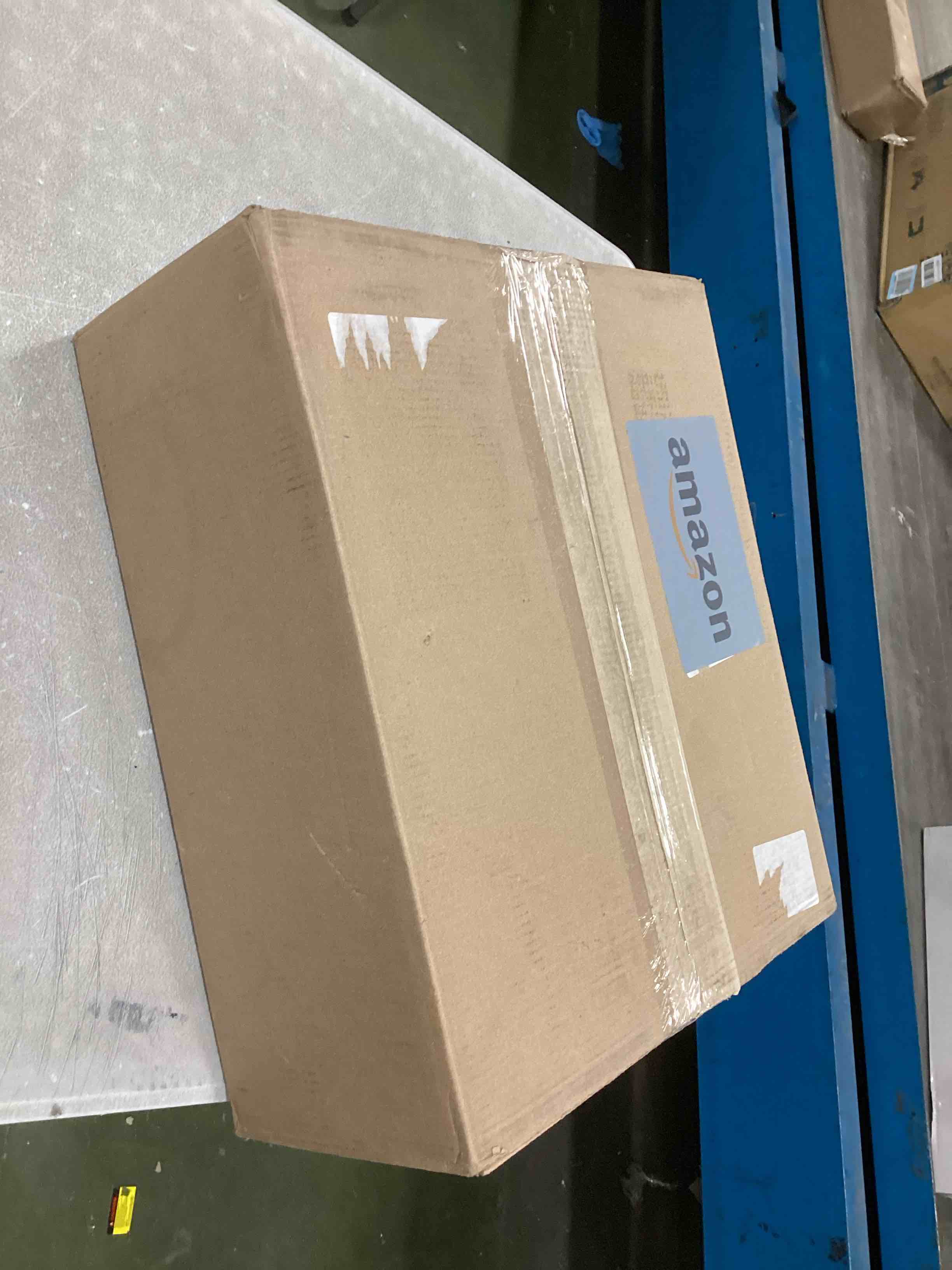 https://s3.amazonaws.com/lotting-images-prod/bidfta/RED6118643_1710519722129.jpeg