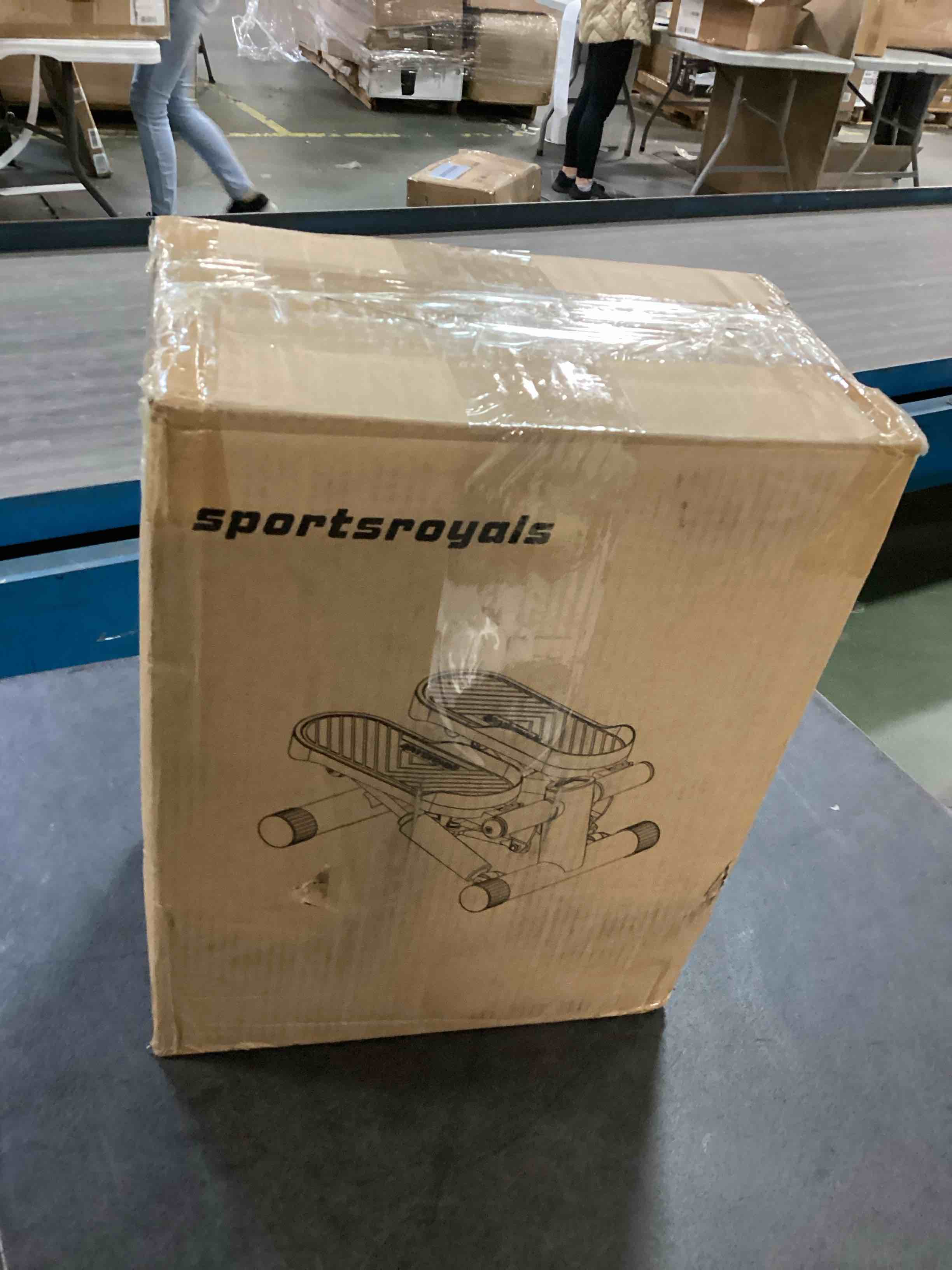 https://s3.amazonaws.com/lotting-images-prod/bidfta/RED6118748_1710762089716.jpeg