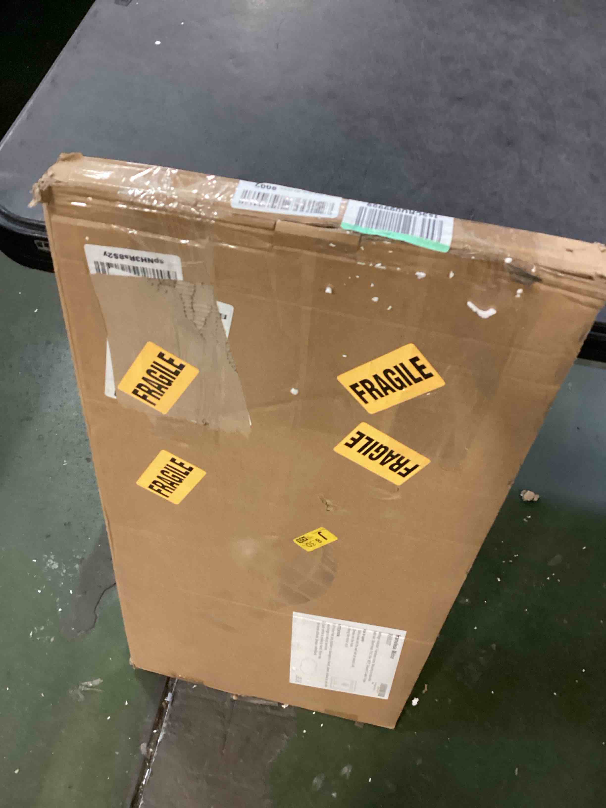 https://s3.amazonaws.com/lotting-images-prod/bidfta/RED6118852_1710774478056.jpeg