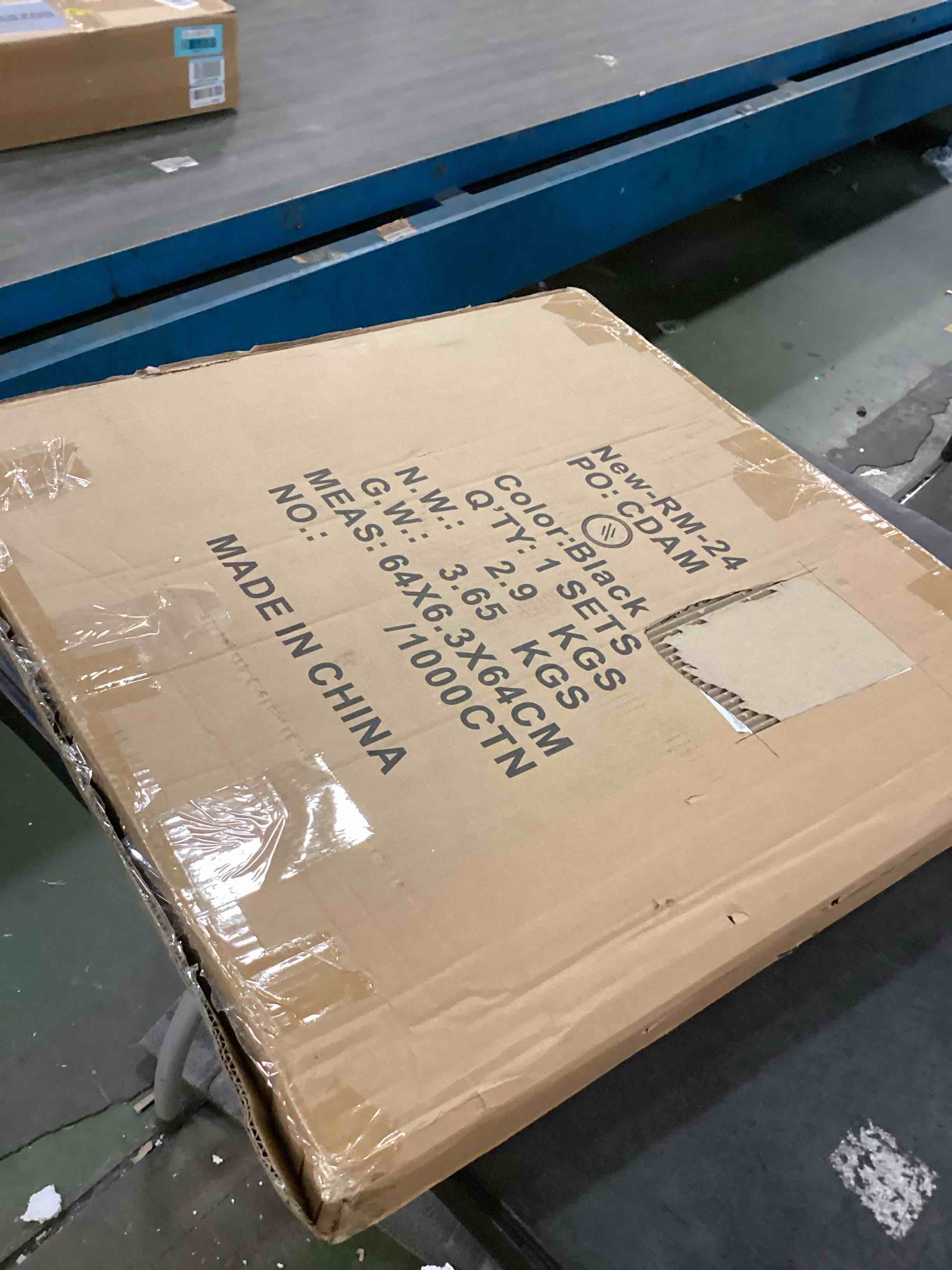 https://s3.amazonaws.com/lotting-images-prod/bidfta/RED6118893_1710779054640.jpeg