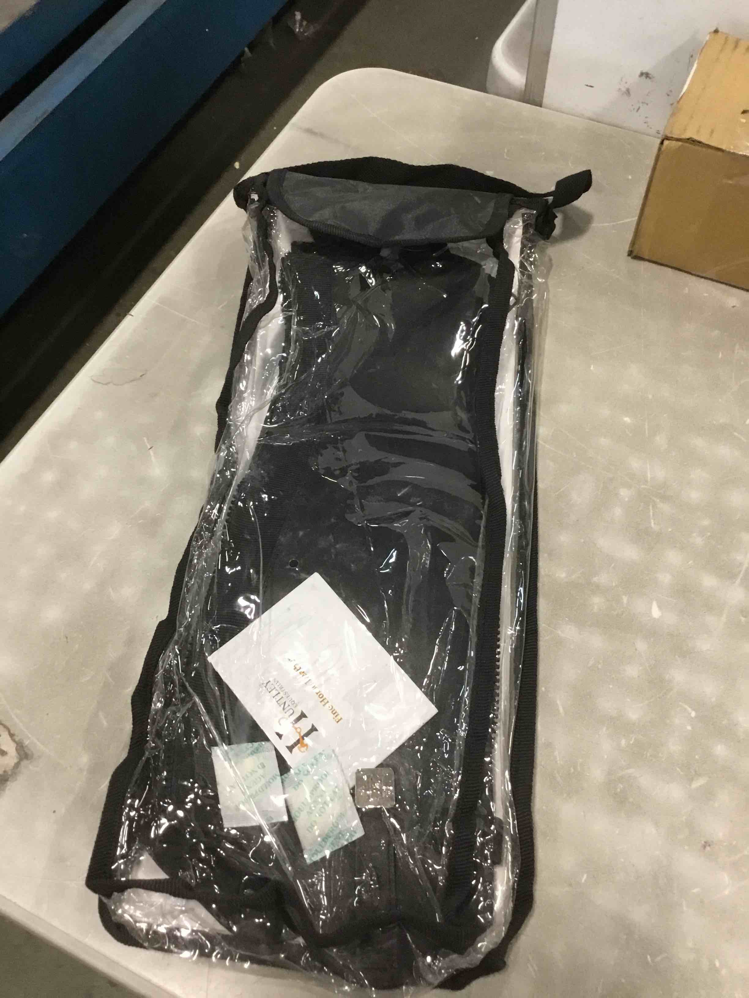 https://s3.amazonaws.com/lotting-images-prod/bidfta/RED6119028_1710249614118.jpeg