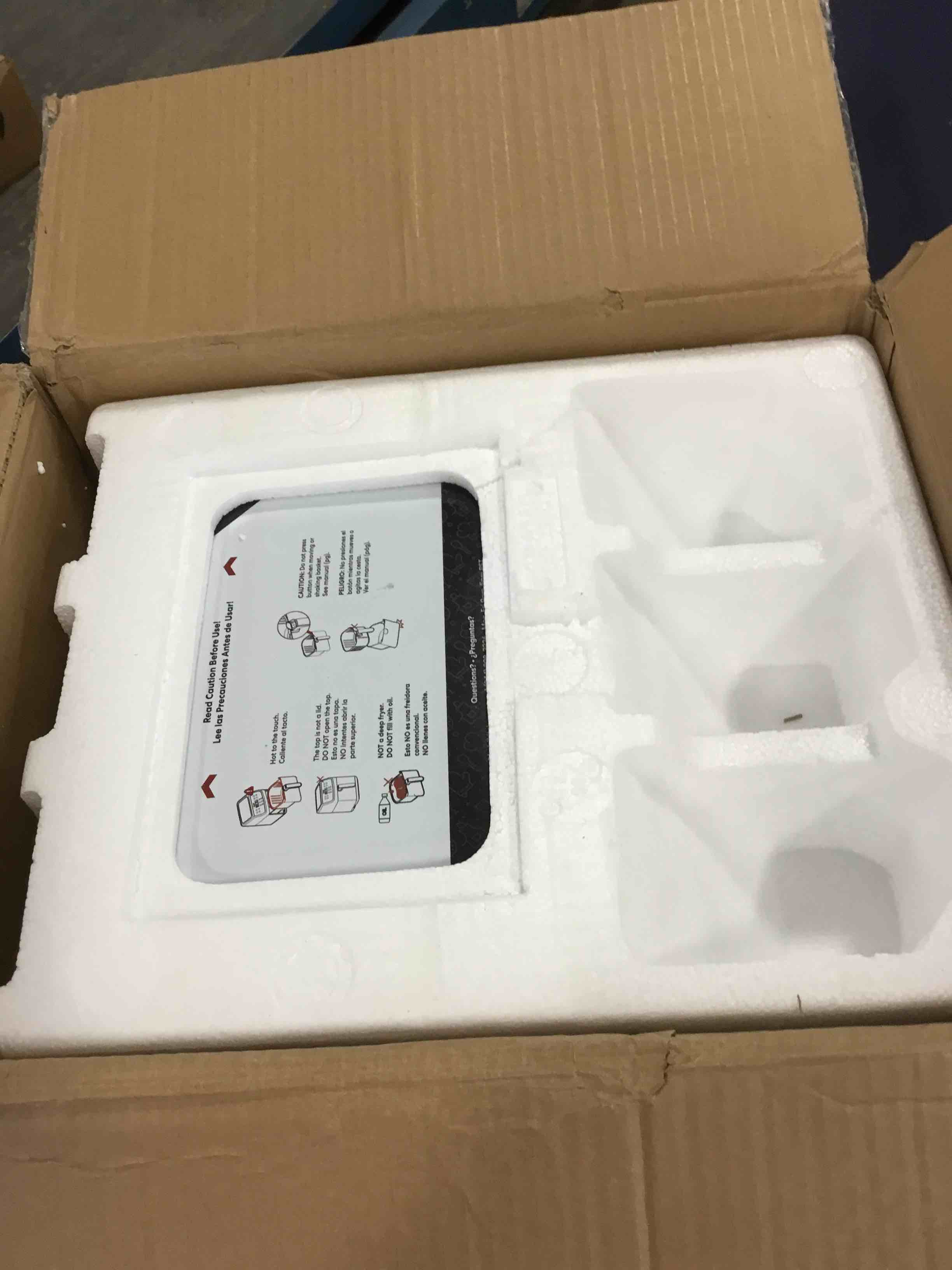 https://s3.amazonaws.com/lotting-images-prod/bidfta/RED6119288_1710341073951.jpeg