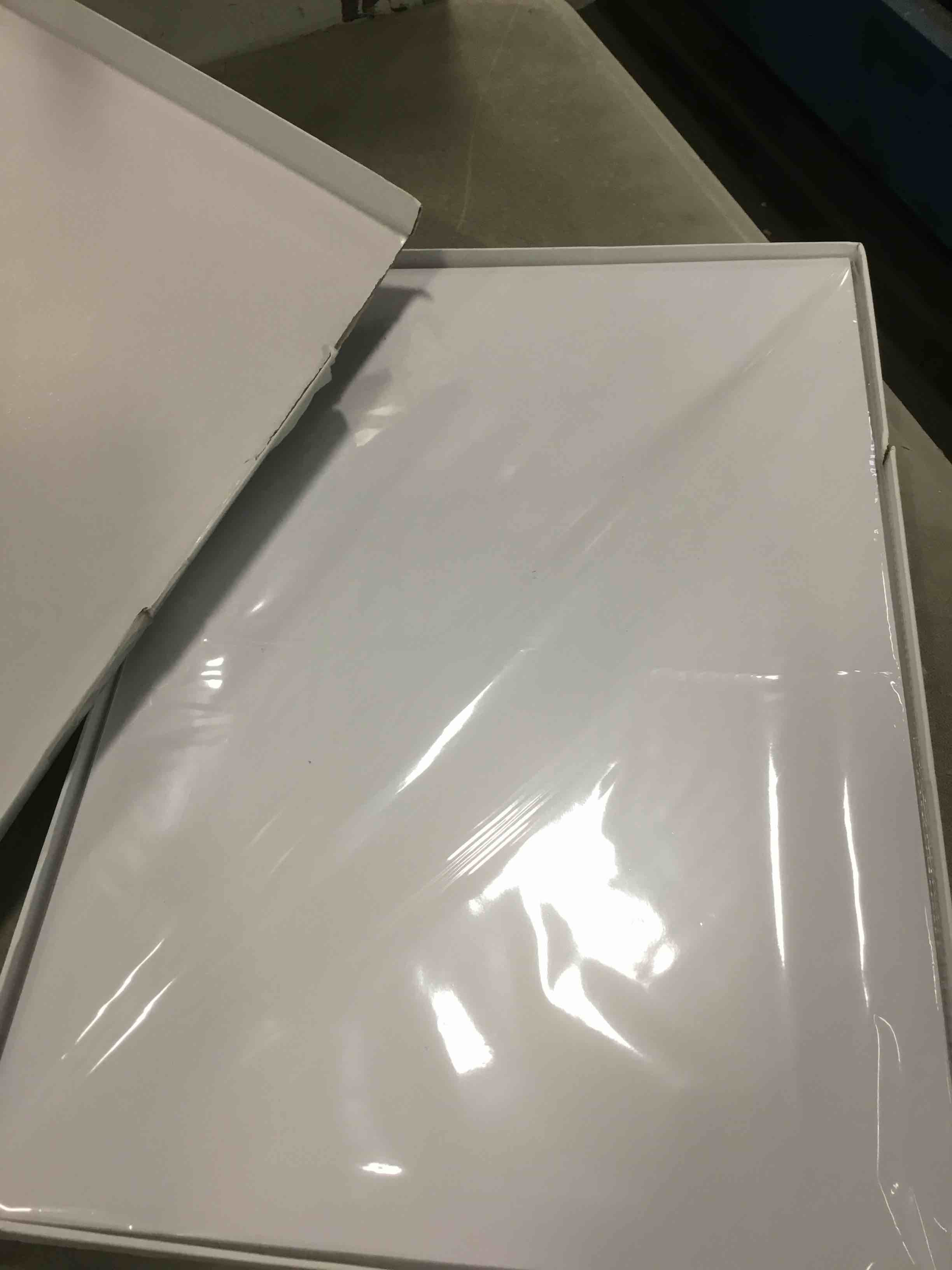 https://s3.amazonaws.com/lotting-images-prod/bidfta/RED6119851_1710532039779.jpeg
