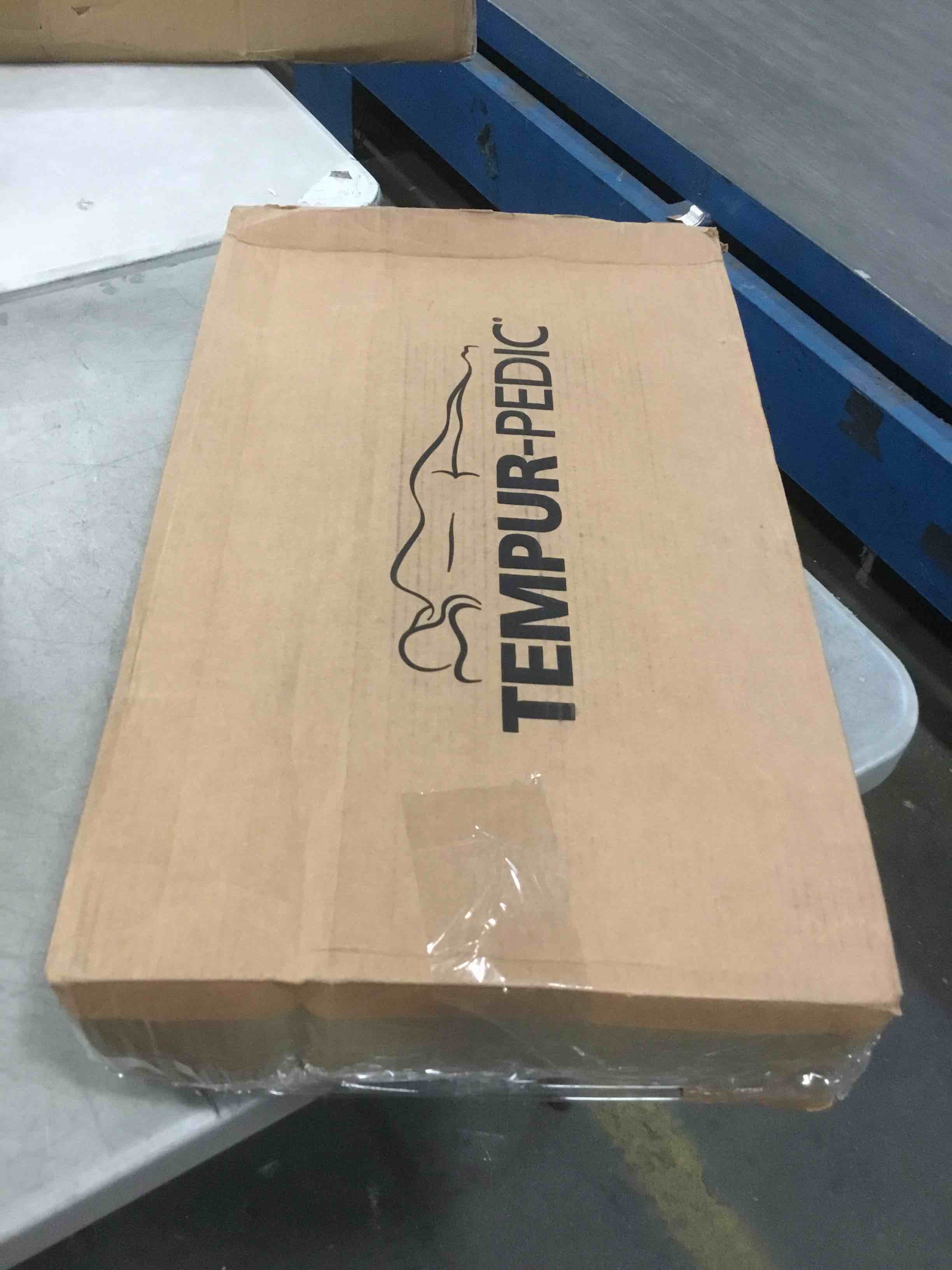 https://s3.amazonaws.com/lotting-images-prod/bidfta/RED6119905_1710764177116.jpeg