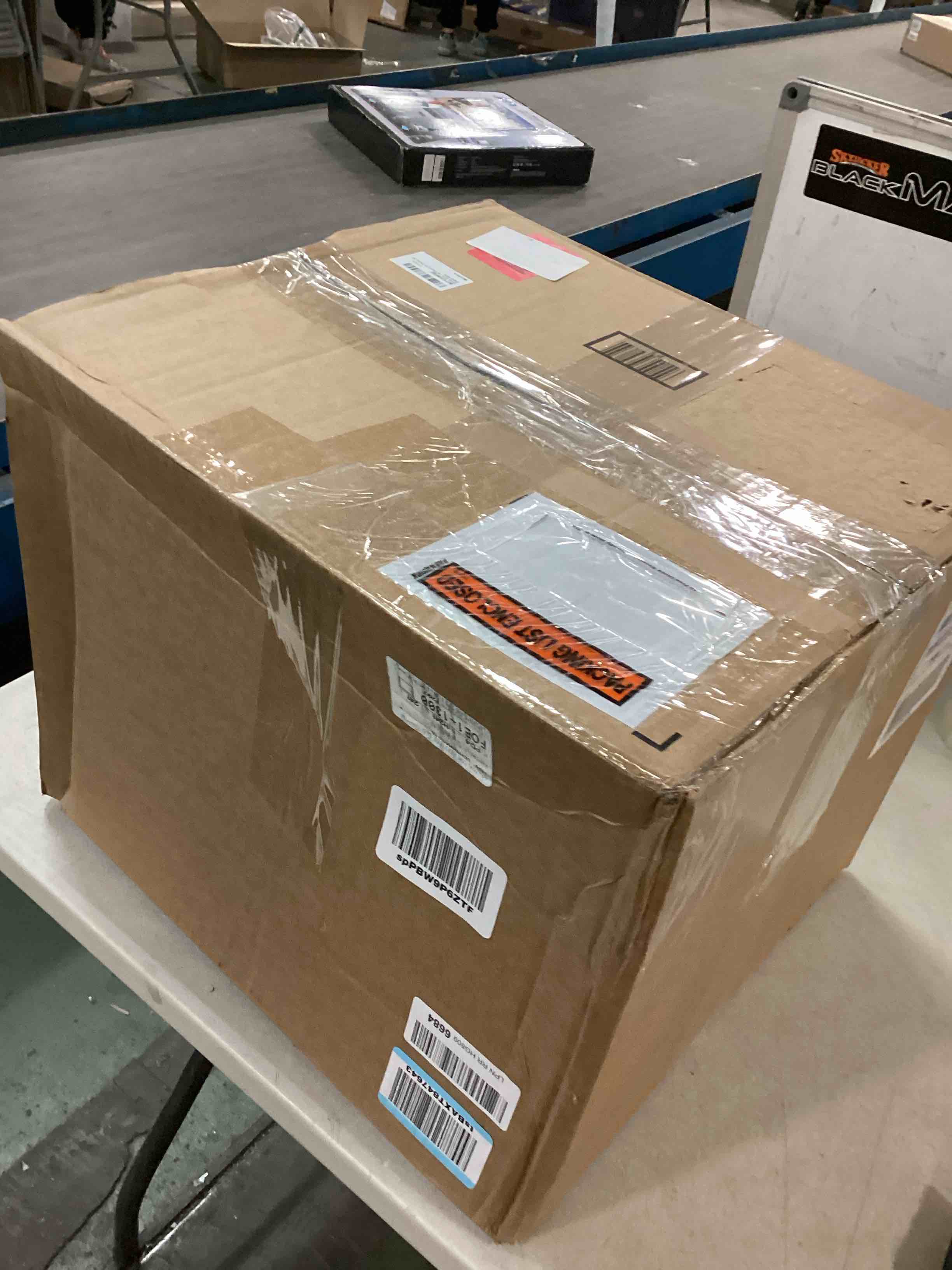 https://s3.amazonaws.com/lotting-images-prod/bidfta/RED6120481_1710848693496.jpeg