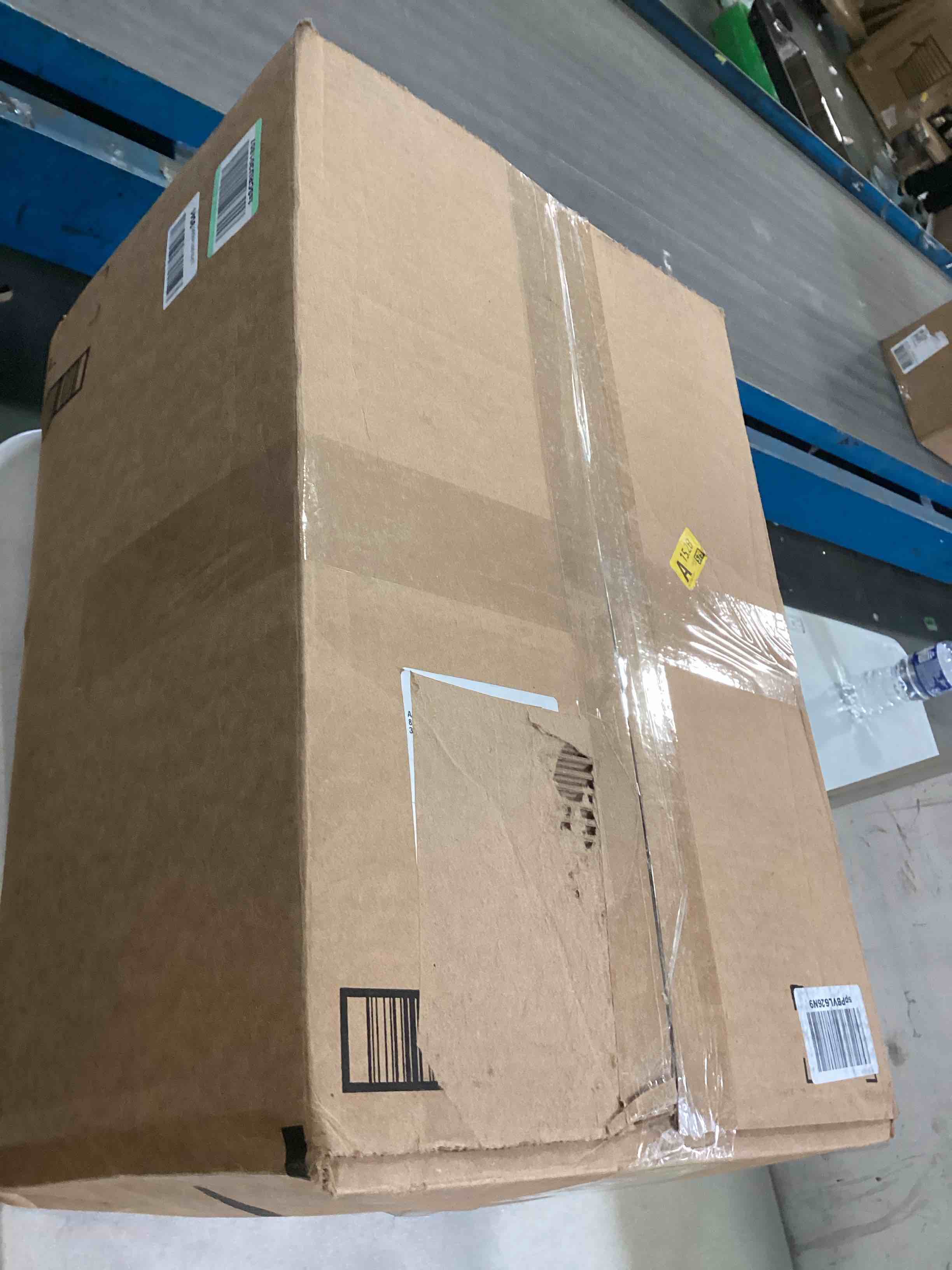https://s3.amazonaws.com/lotting-images-prod/bidfta/RED6120642_1710869387878.jpeg