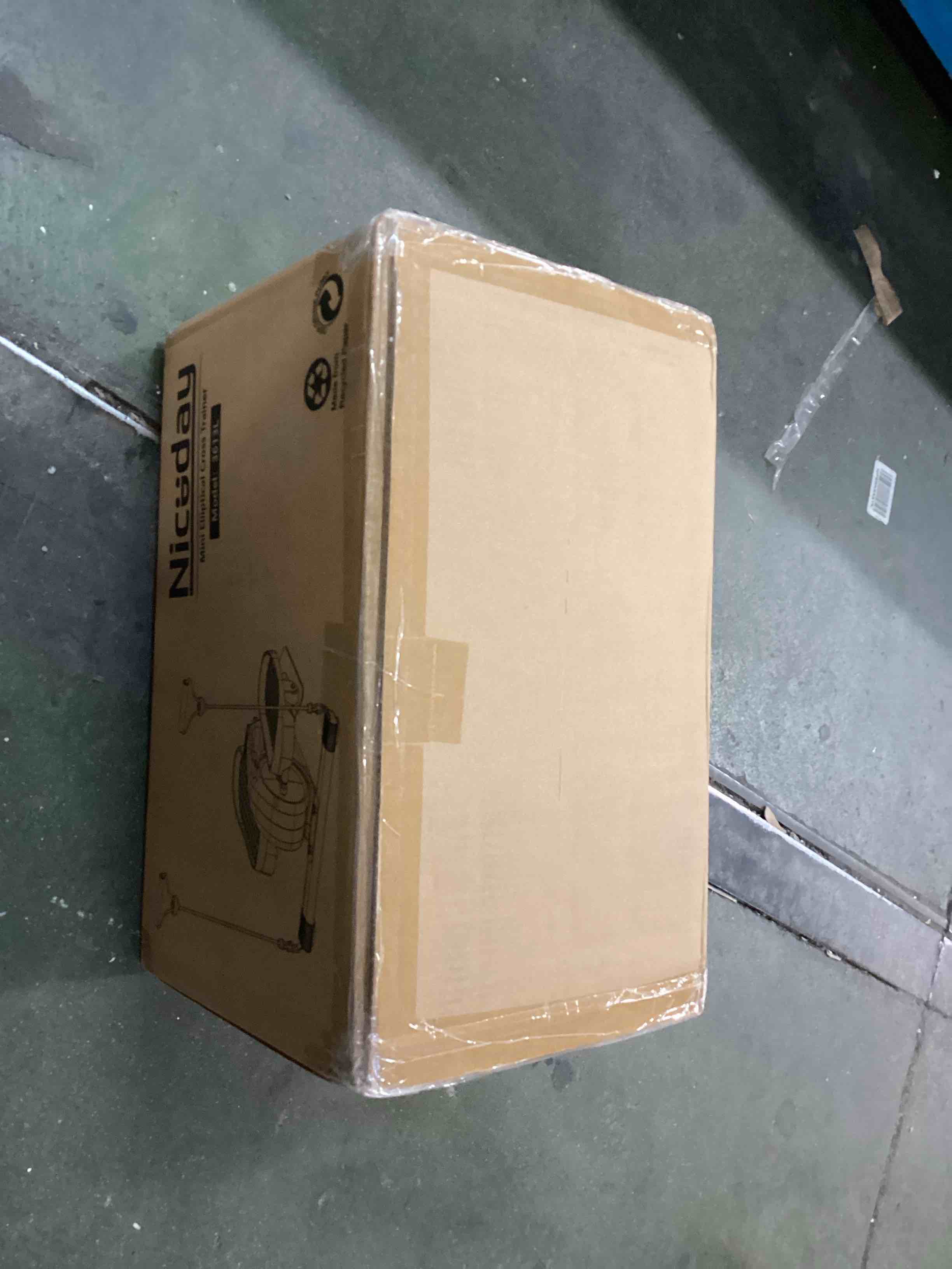 https://s3.amazonaws.com/lotting-images-prod/bidfta/RED6120741_1710938035894.jpeg