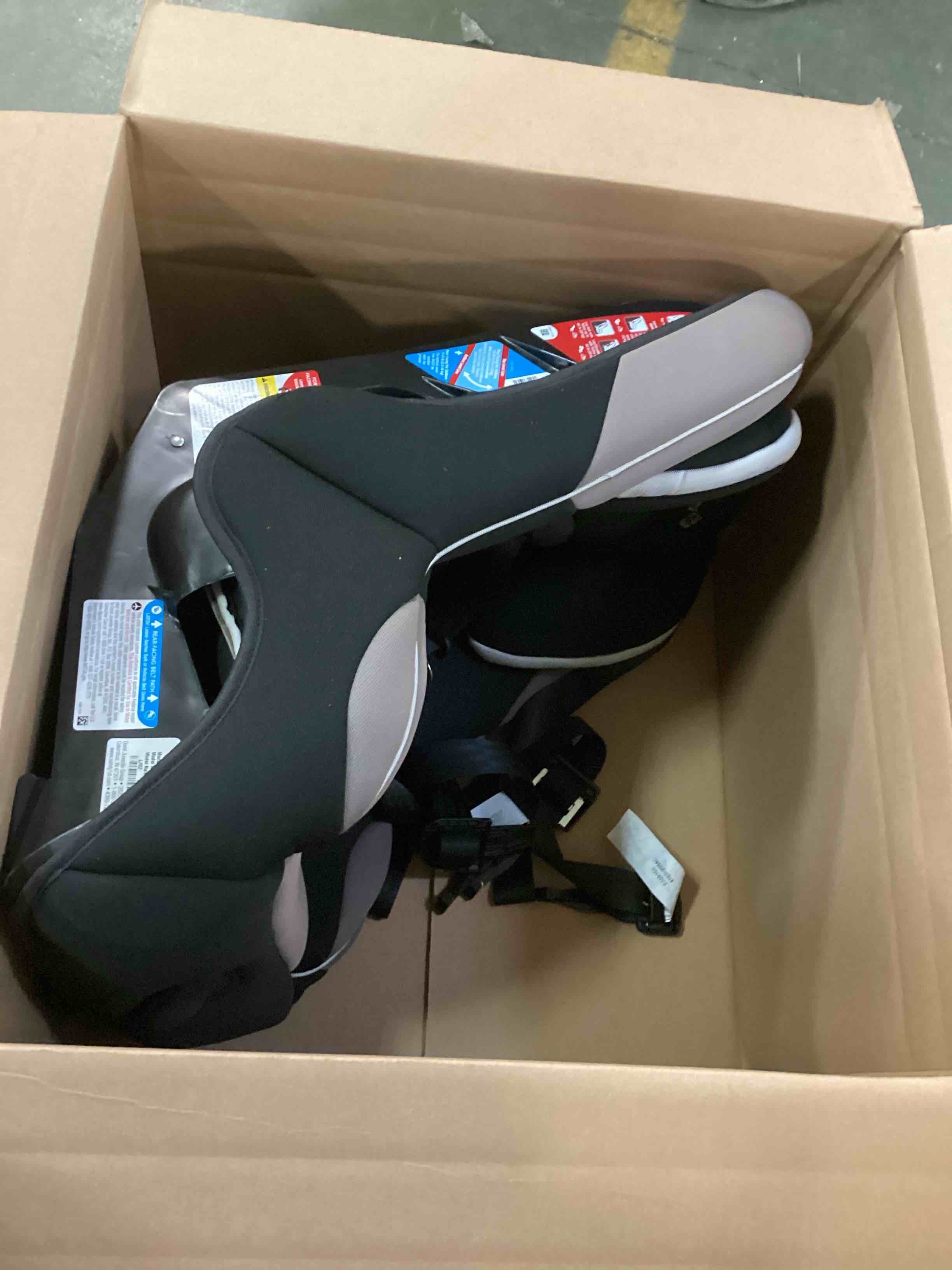 https://s3.amazonaws.com/lotting-images-prod/bidfta/RED6120756_1710940119242.jpeg