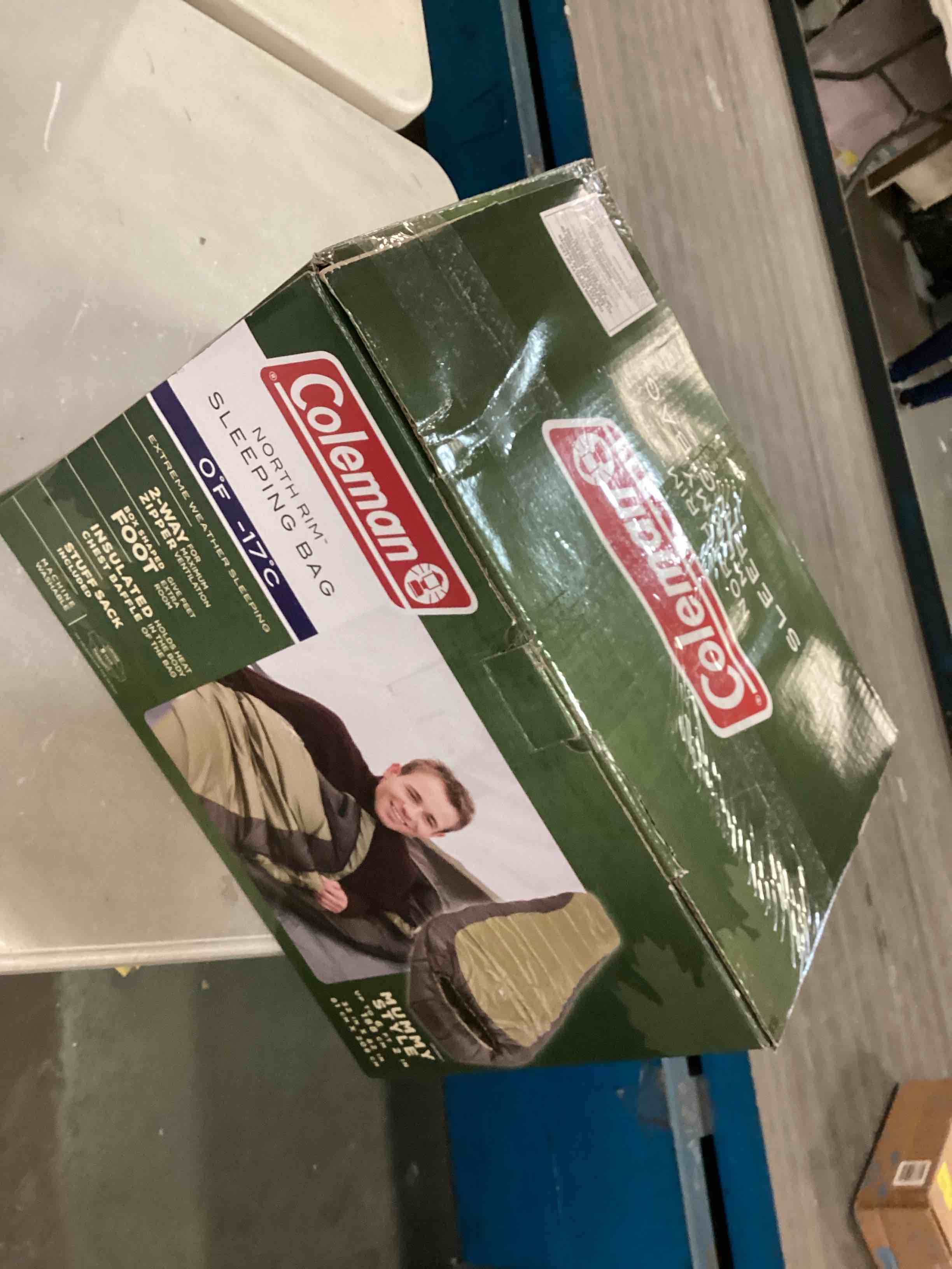https://s3.amazonaws.com/lotting-images-prod/bidfta/RED6120789_1710945517358.jpeg