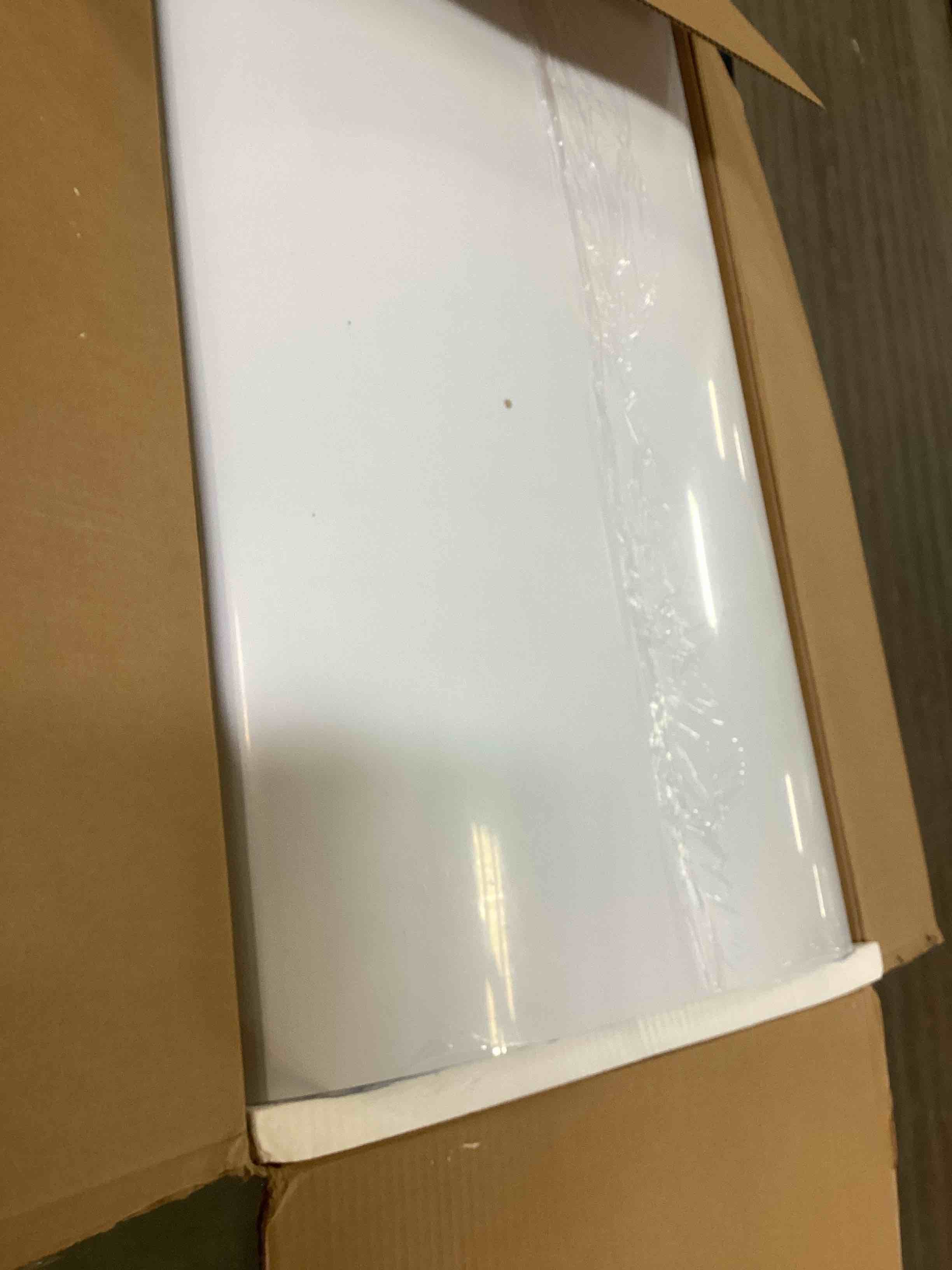 https://s3.amazonaws.com/lotting-images-prod/bidfta/RED6120884_1710959741613.jpeg