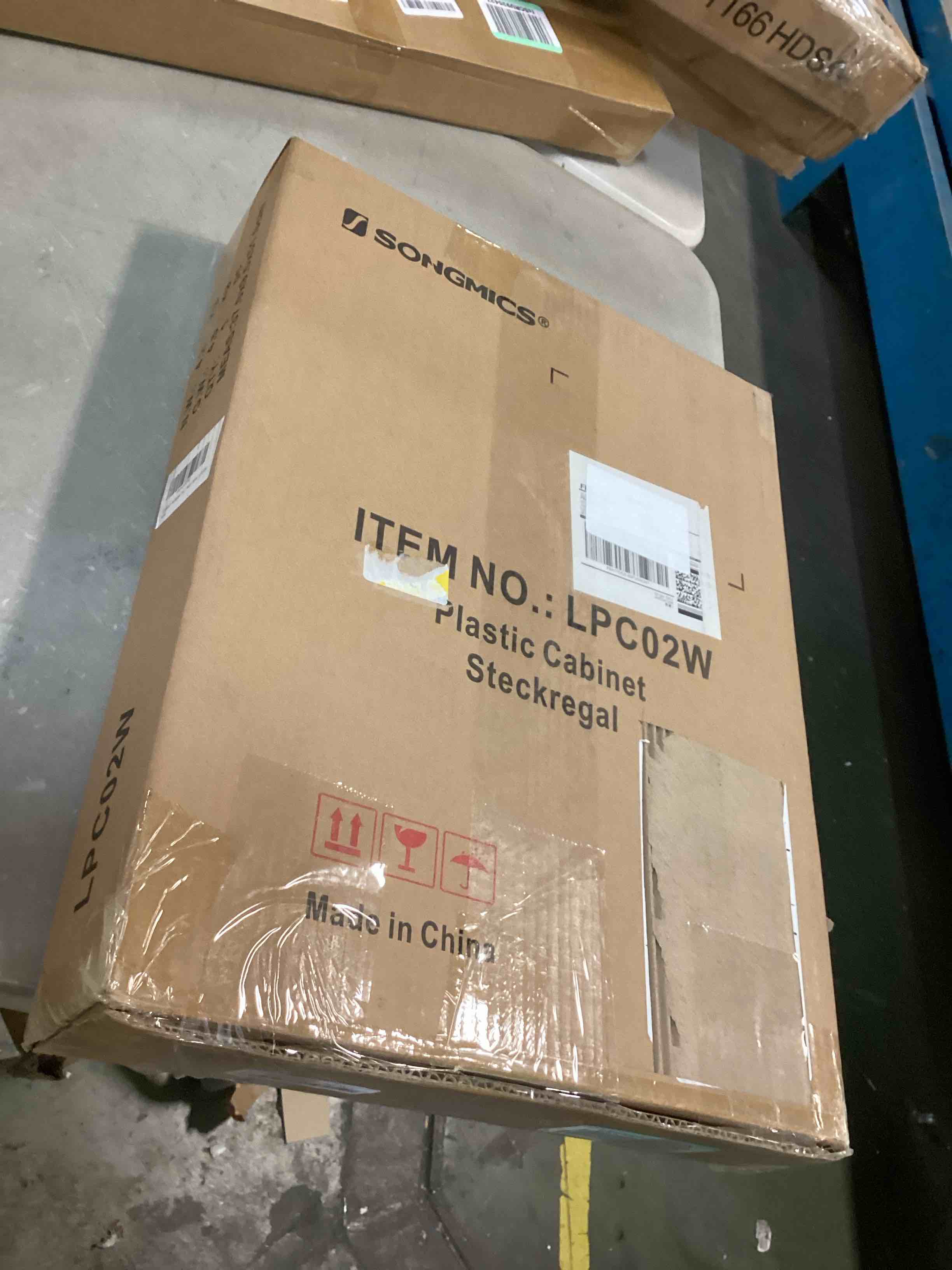 https://s3.amazonaws.com/lotting-images-prod/bidfta/RED6121246_1711207139268.jpeg