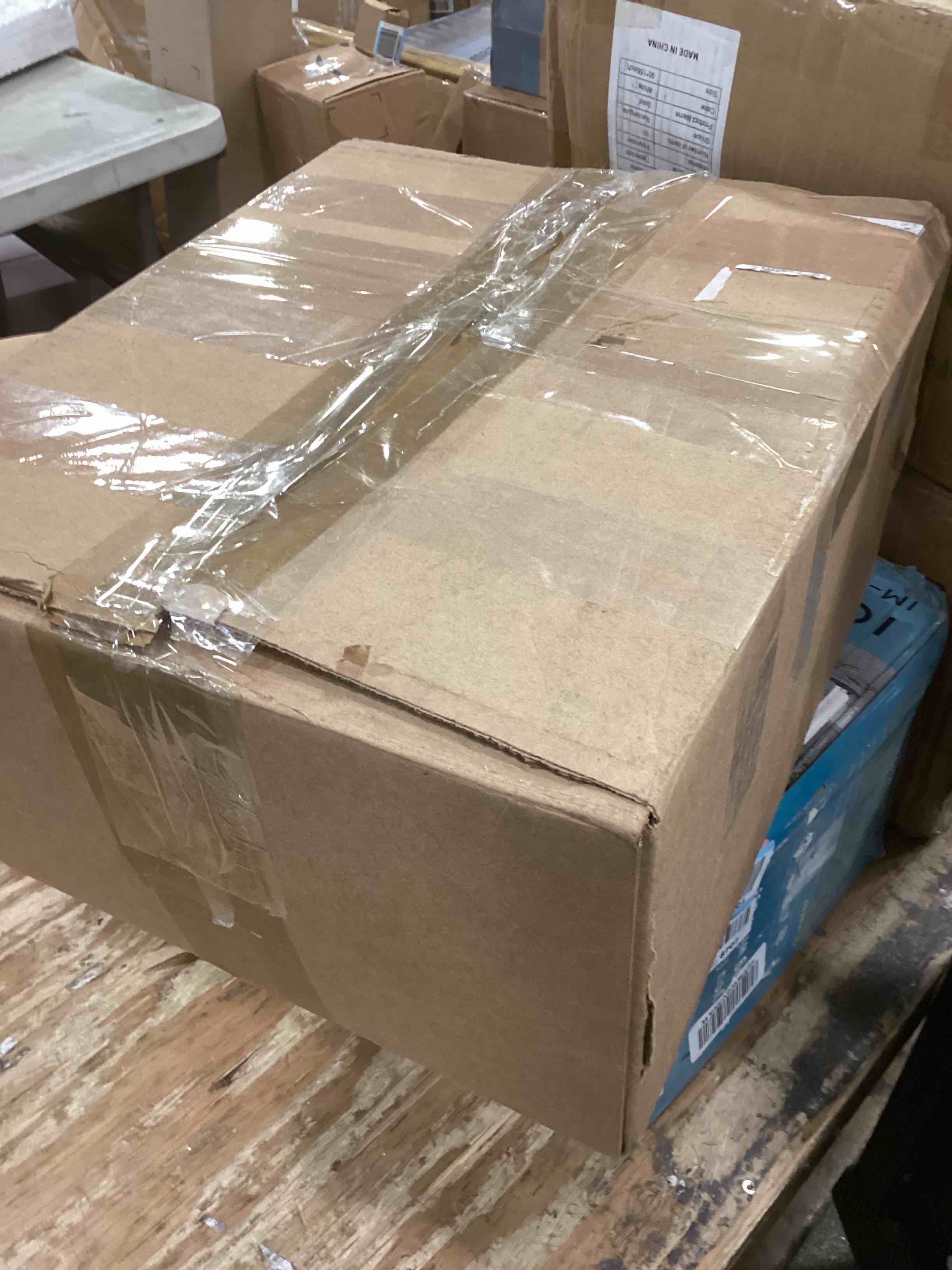 https://s3.amazonaws.com/lotting-images-prod/bidfta/RED6123758_1709927289942.jpeg