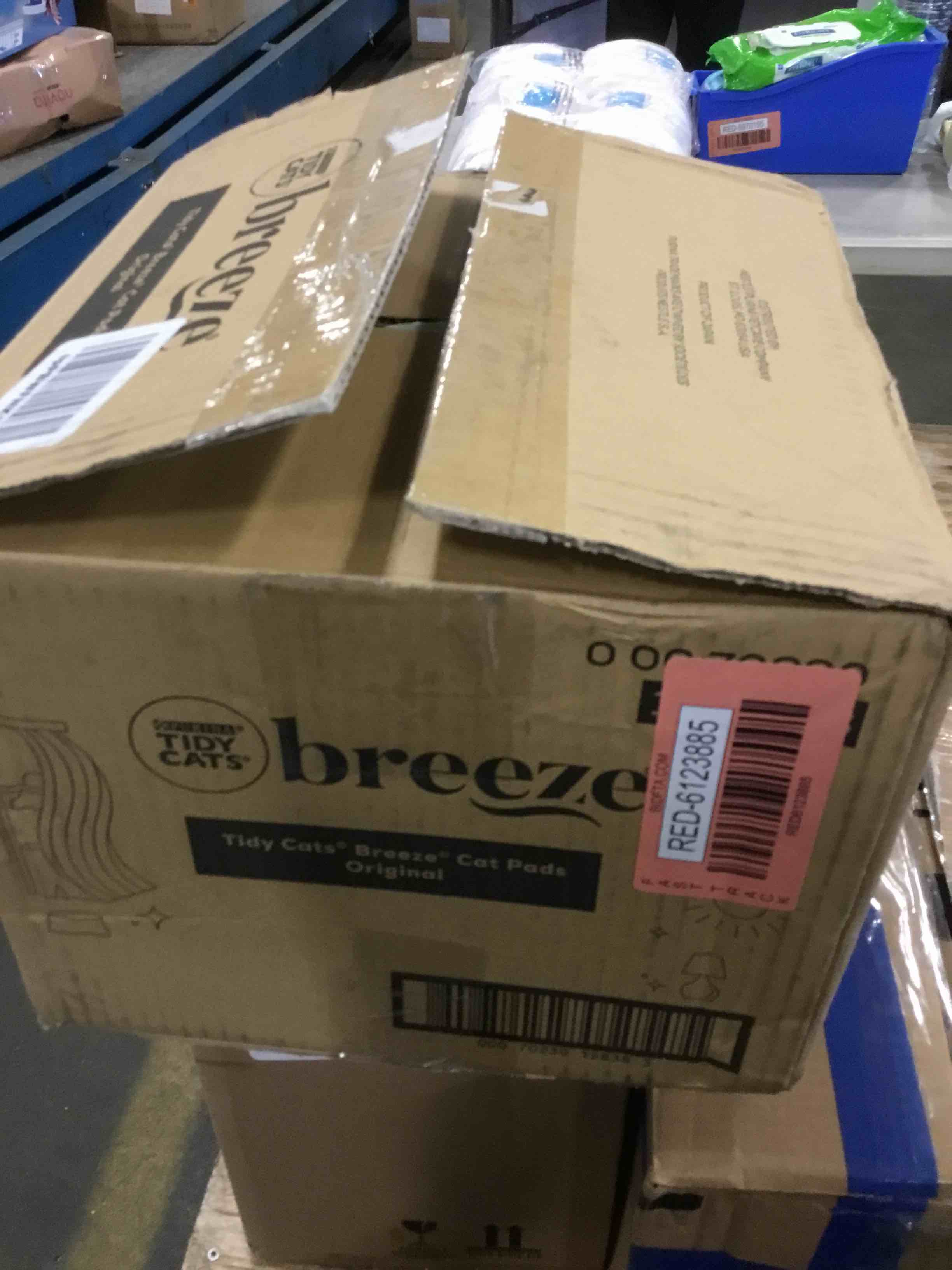 https://s3.amazonaws.com/lotting-images-prod/bidfta/RED6123885_1710168040128.jpeg