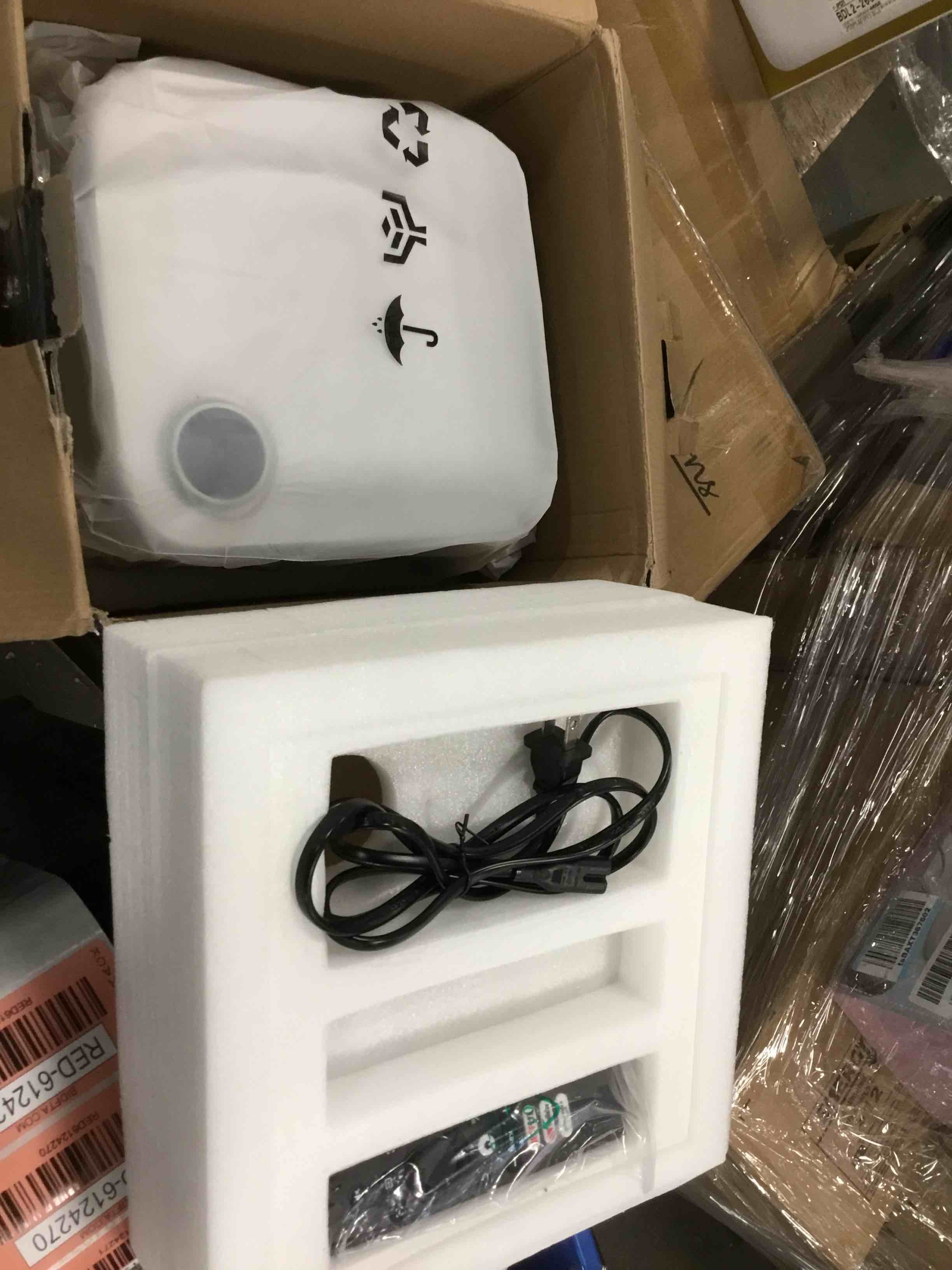 https://s3.amazonaws.com/lotting-images-prod/bidfta/RED6124269_1710333065307.jpeg