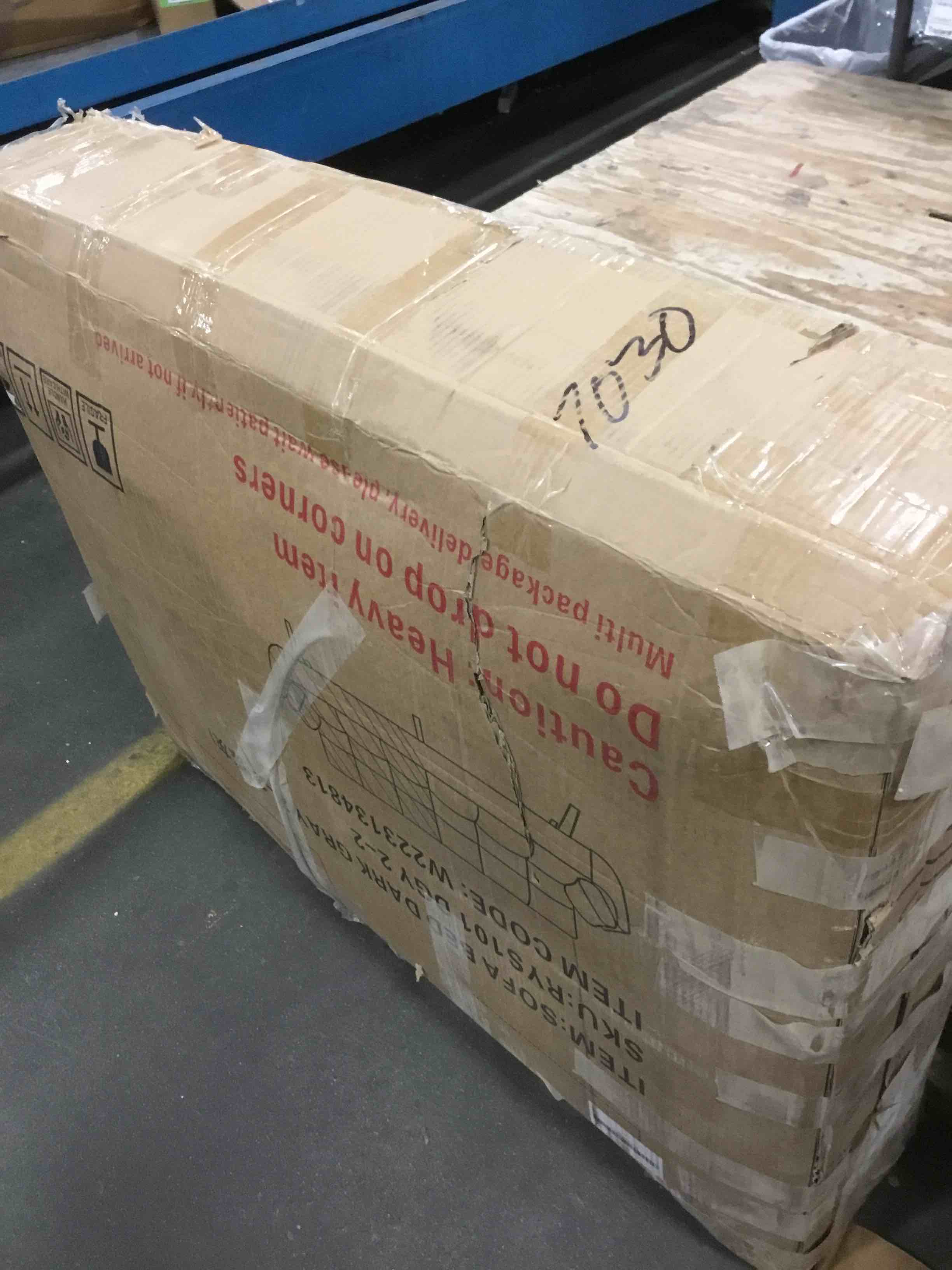 https://s3.amazonaws.com/lotting-images-prod/bidfta/RED6124676_1710505183242.jpeg